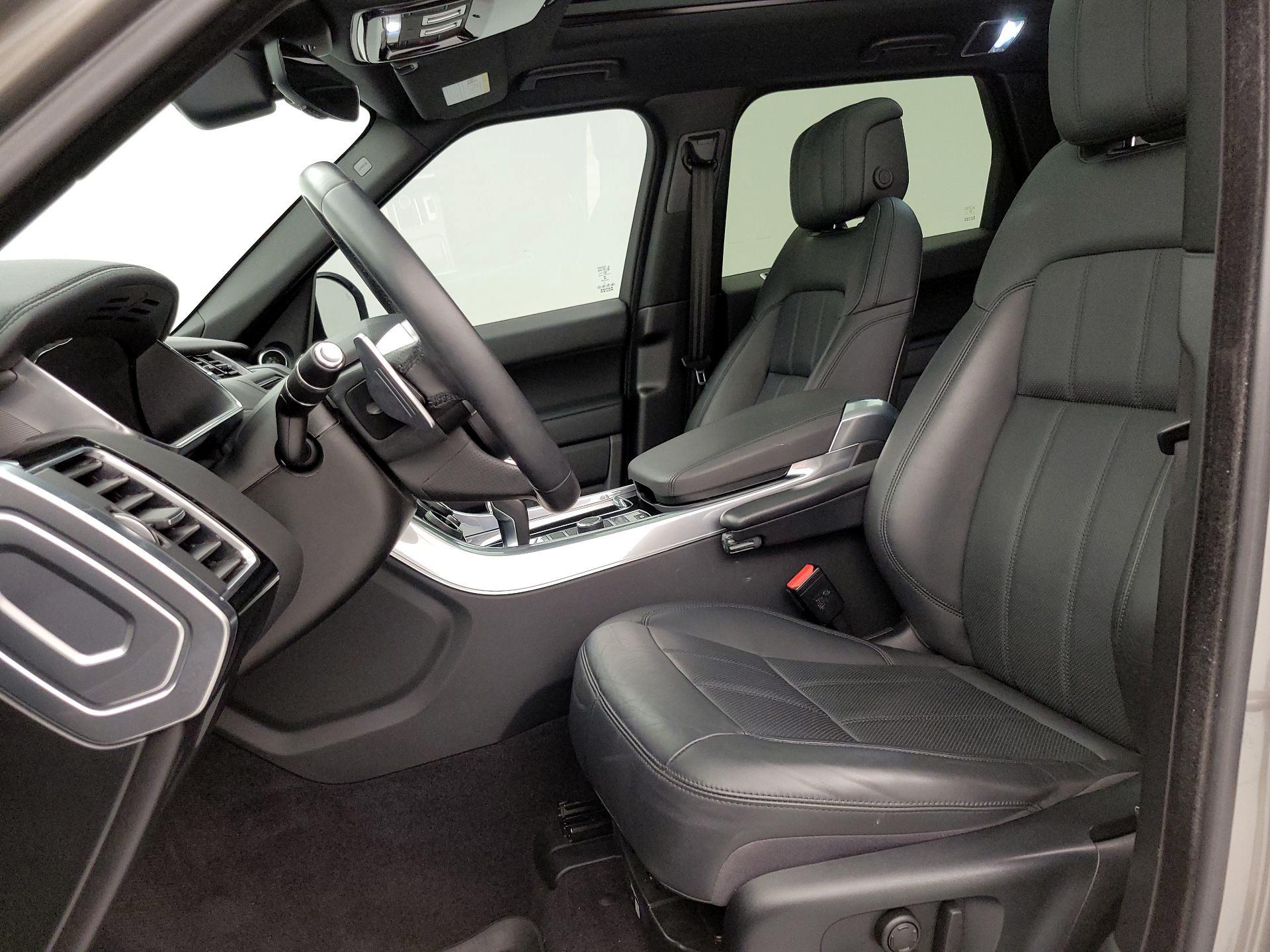 Thumbnail: 2020 Land Rover Range Rover Sport - 11
