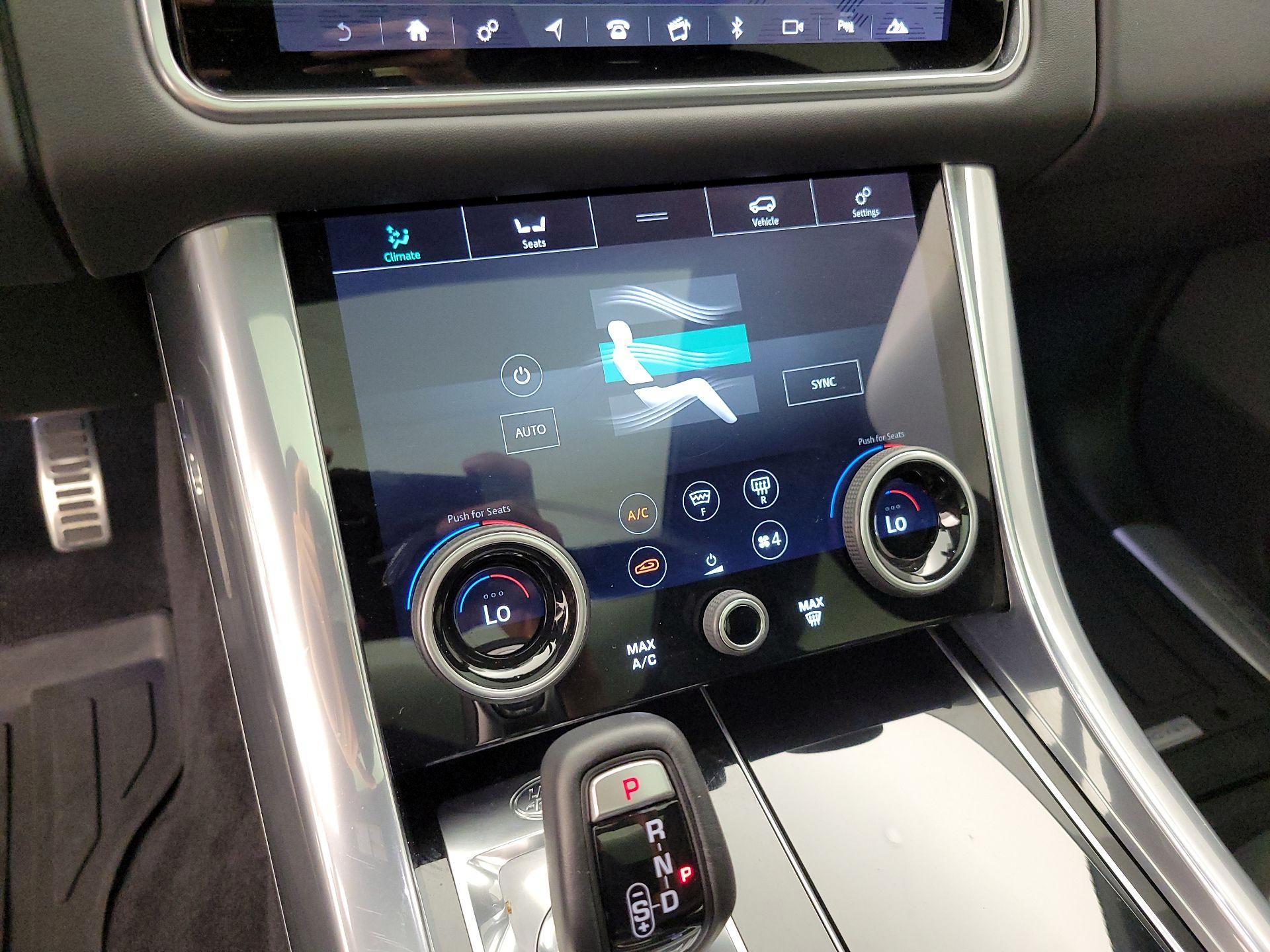 Thumbnail: 2020 Land Rover Range Rover Sport - 16