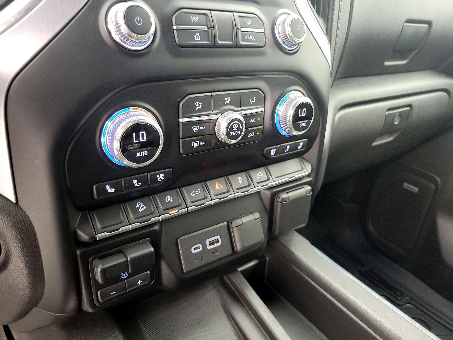 Thumbnail: 2020 GMC Sierra 1500 - 17