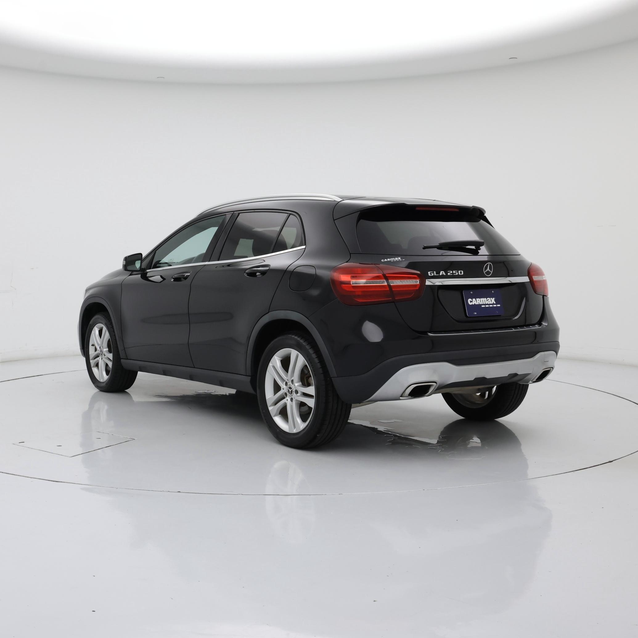 Thumbnail: 2020 Mercedes-Benz GLA - 2