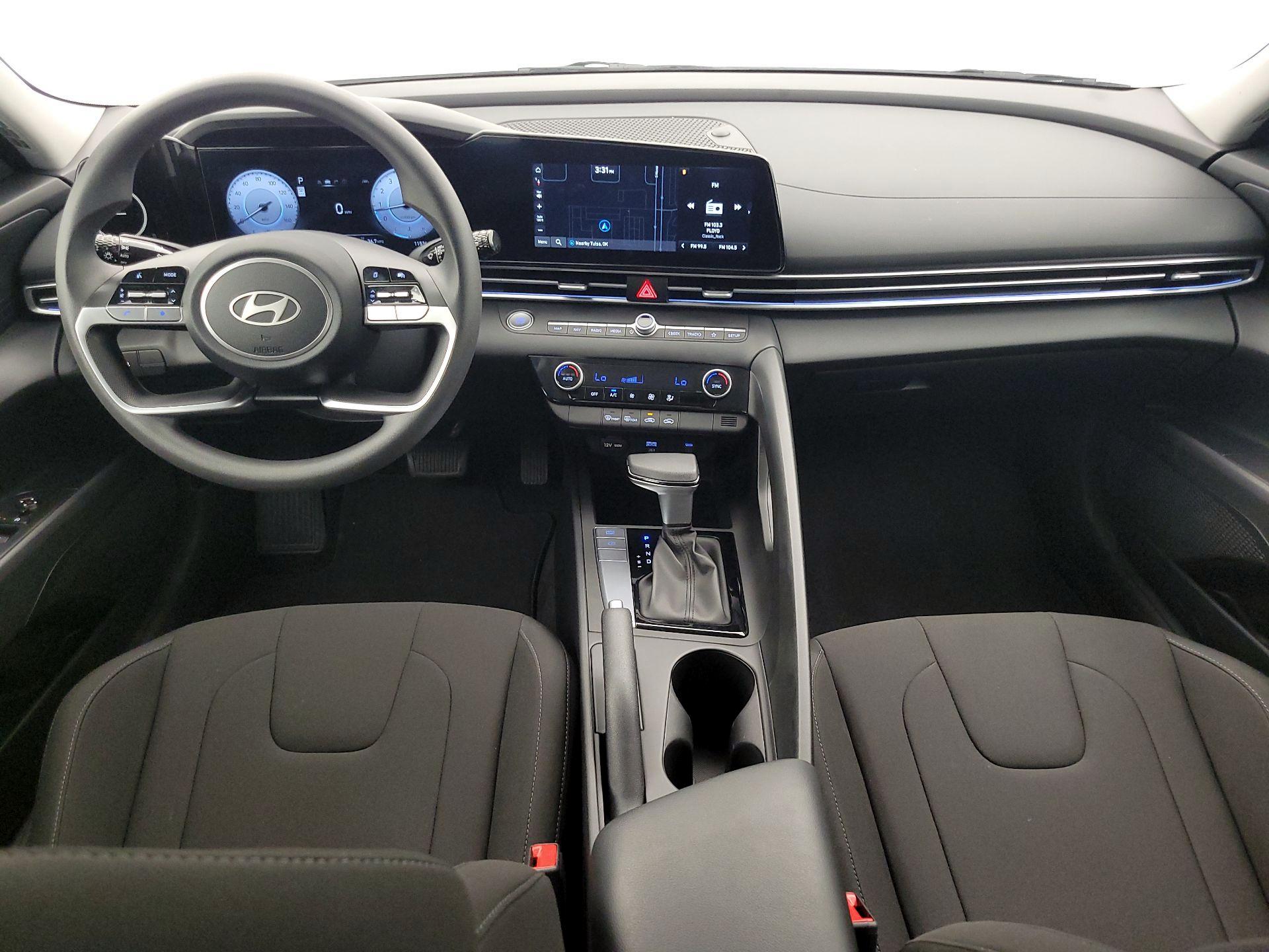 Thumbnail: 2024 Hyundai Elantra - 9