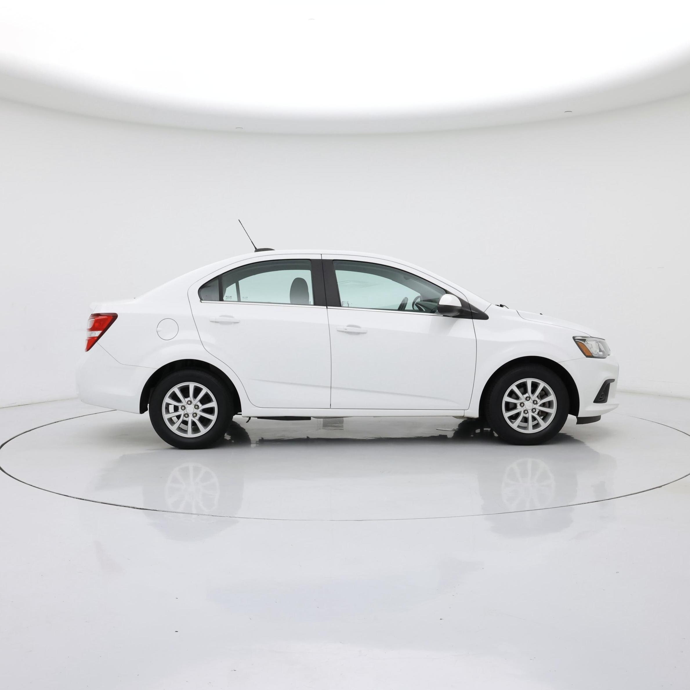 Thumbnail: 2020 Chevrolet Sonic - 7