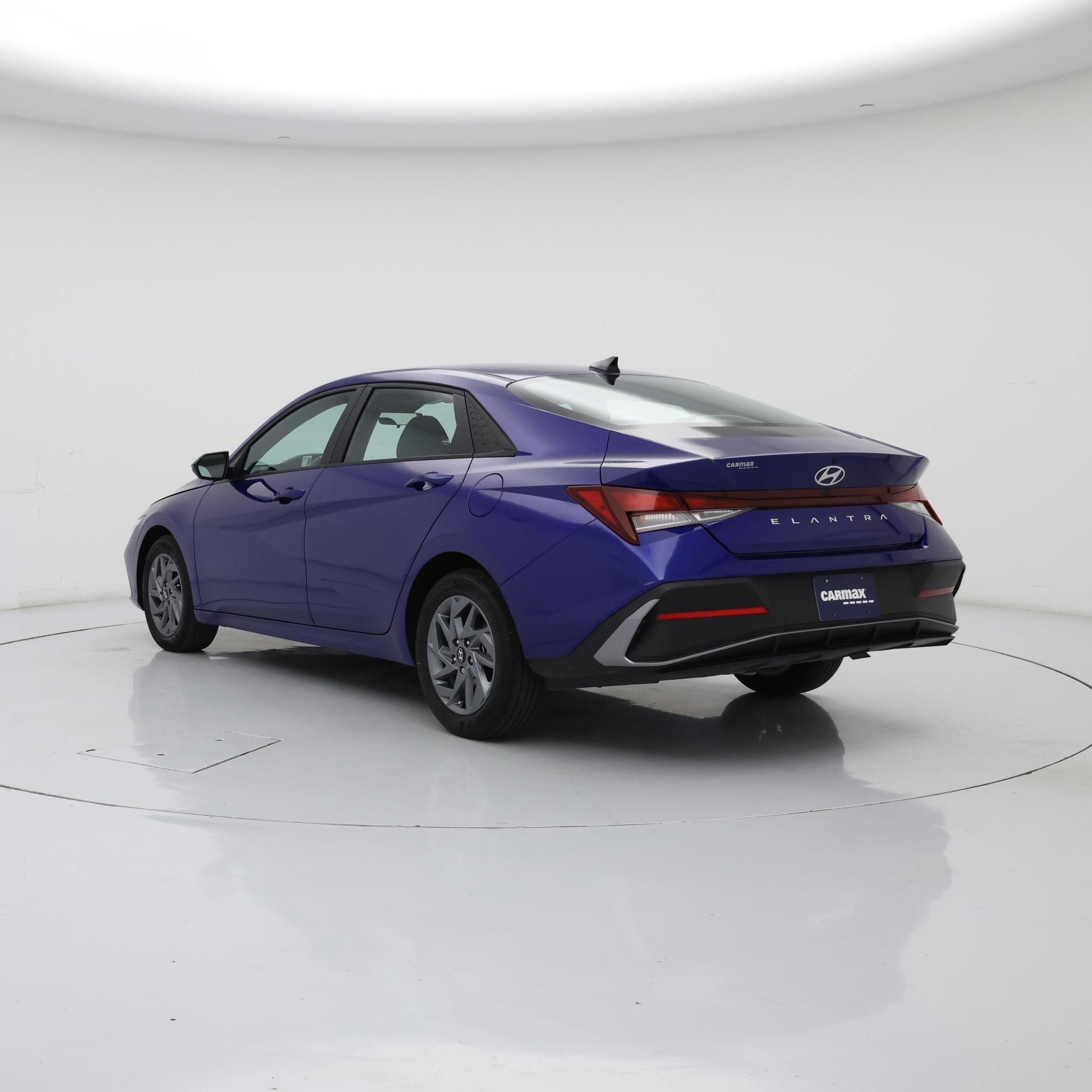Thumbnail: 2024 Hyundai Elantra - 2