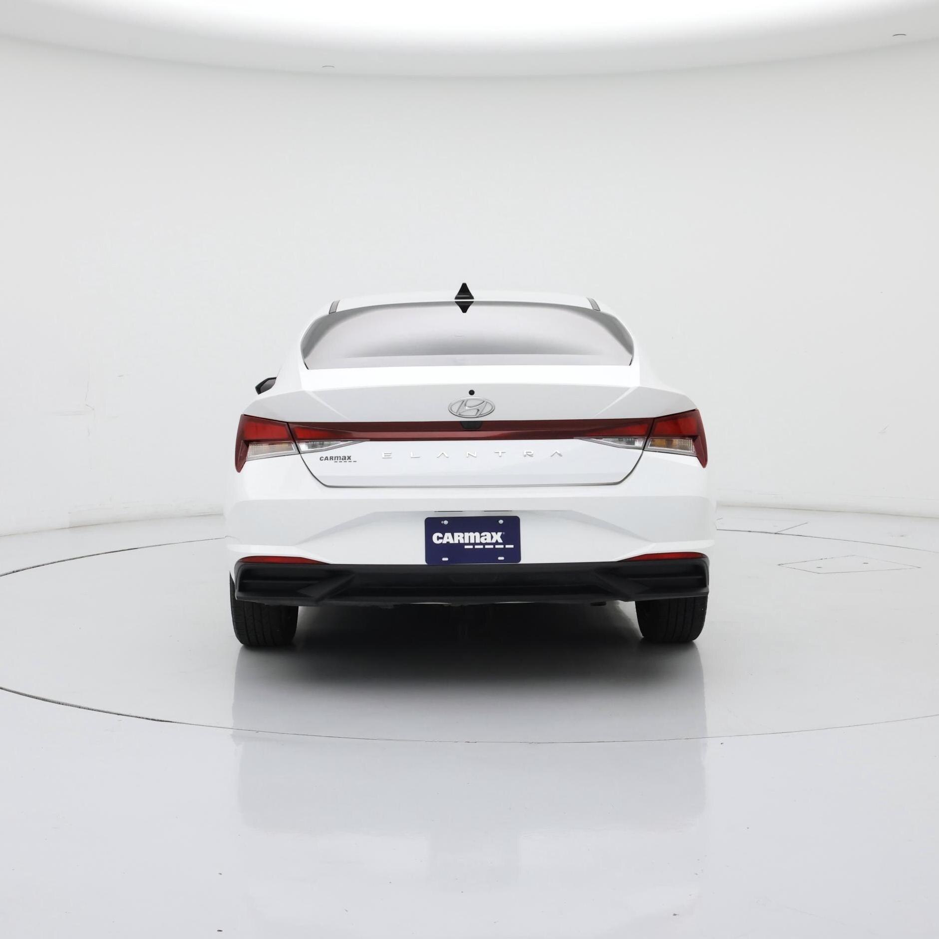 Thumbnail: 2023 Hyundai Elantra - 6