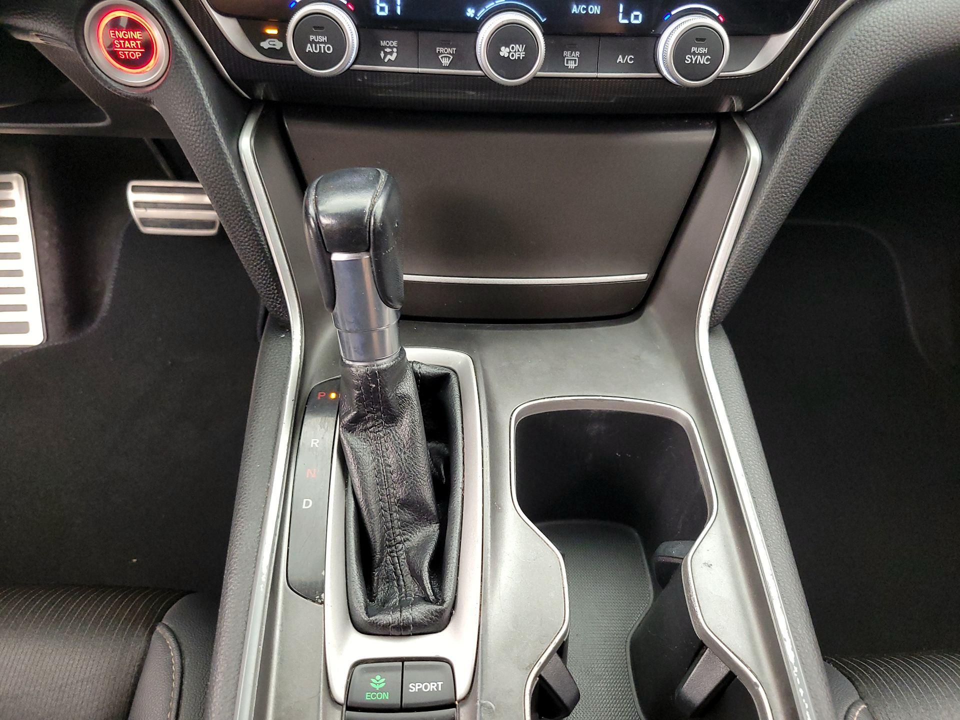 Thumbnail: 2019 Honda Accord - 17