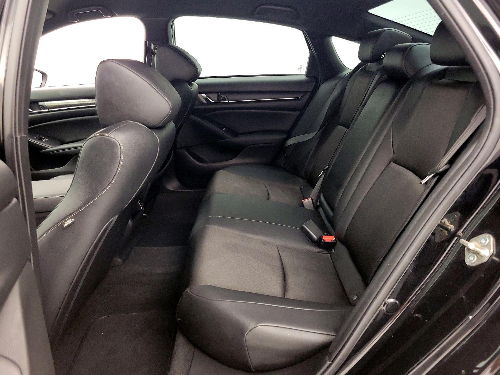 Thumbnail: 2019 Honda Accord - 19