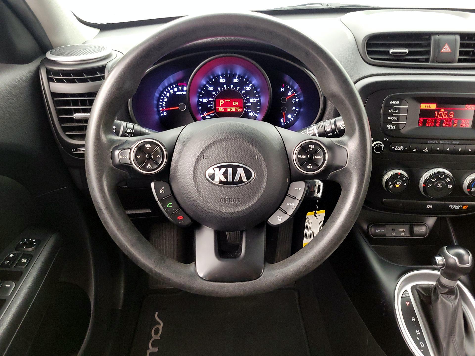 Thumbnail: 2016 Kia Soul - 10