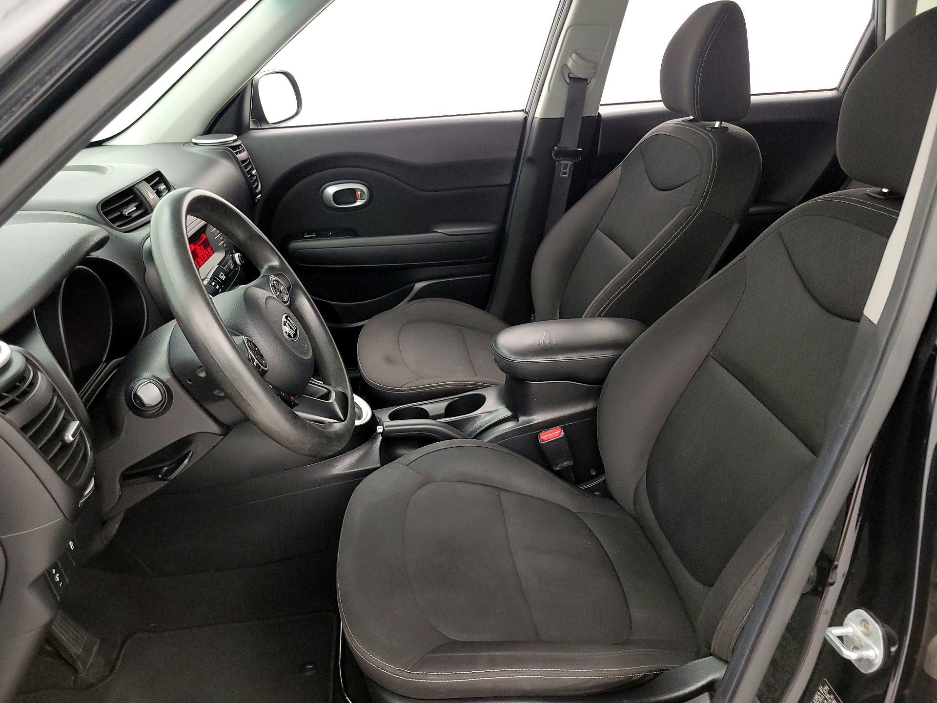 Thumbnail: 2016 Kia Soul - 11