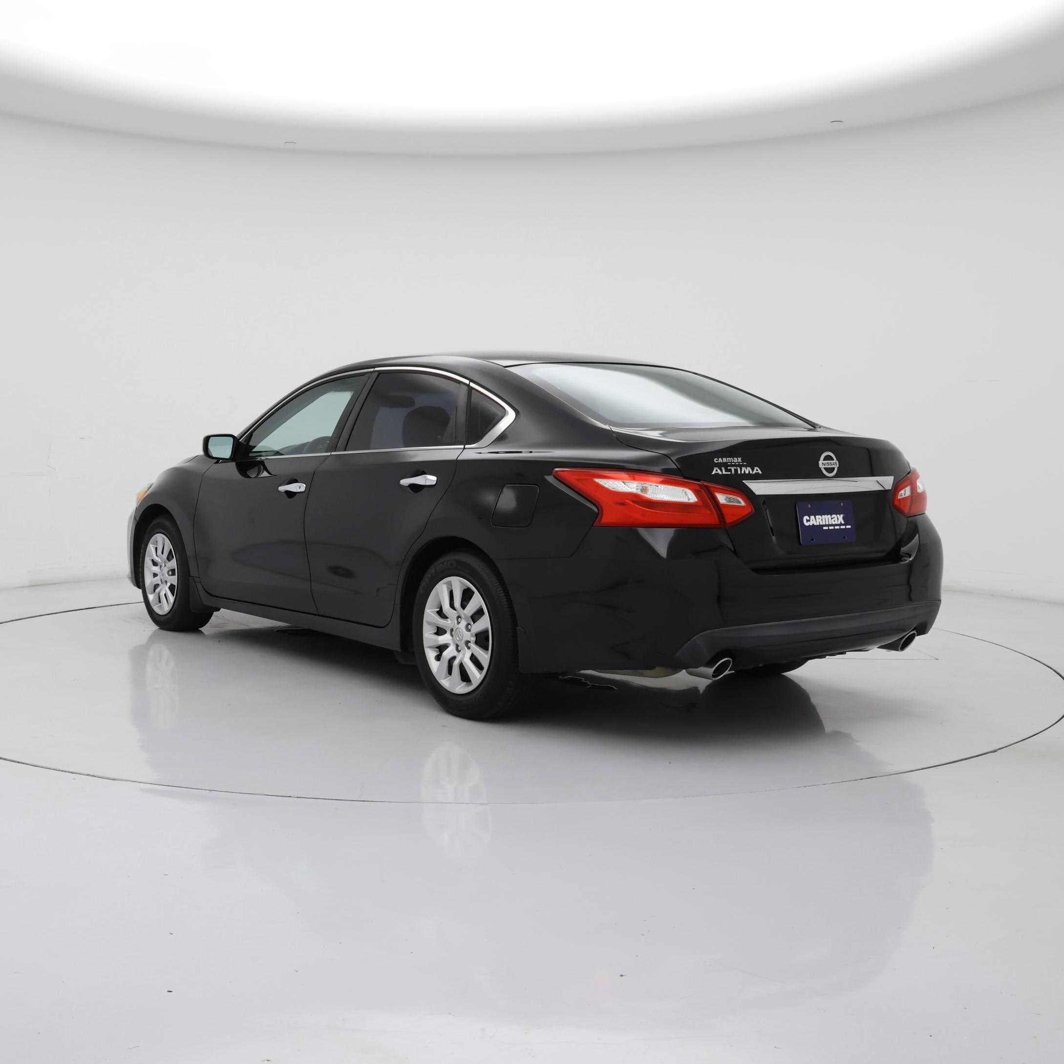 Thumbnail: 2016 Nissan Altima - 2