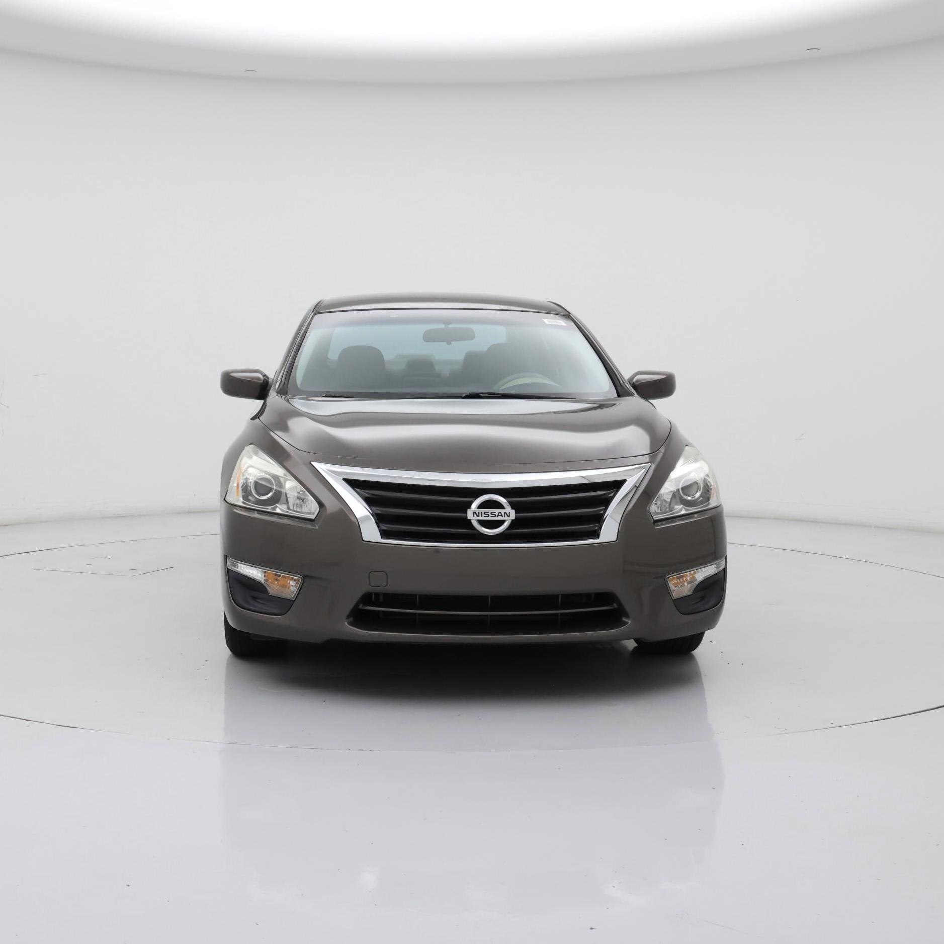 Thumbnail: 2015 Nissan Altima - 5