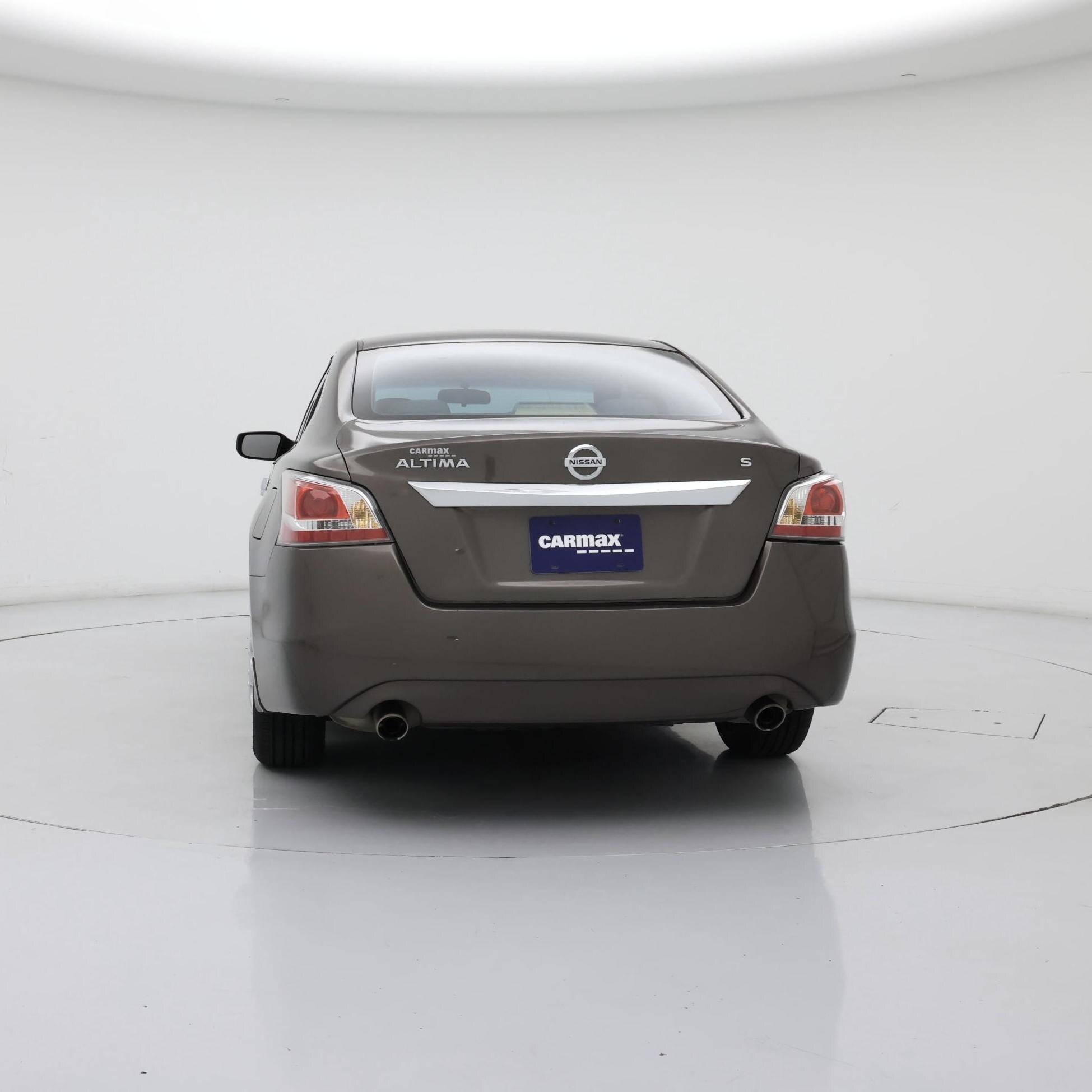 Thumbnail: 2015 Nissan Altima - 6