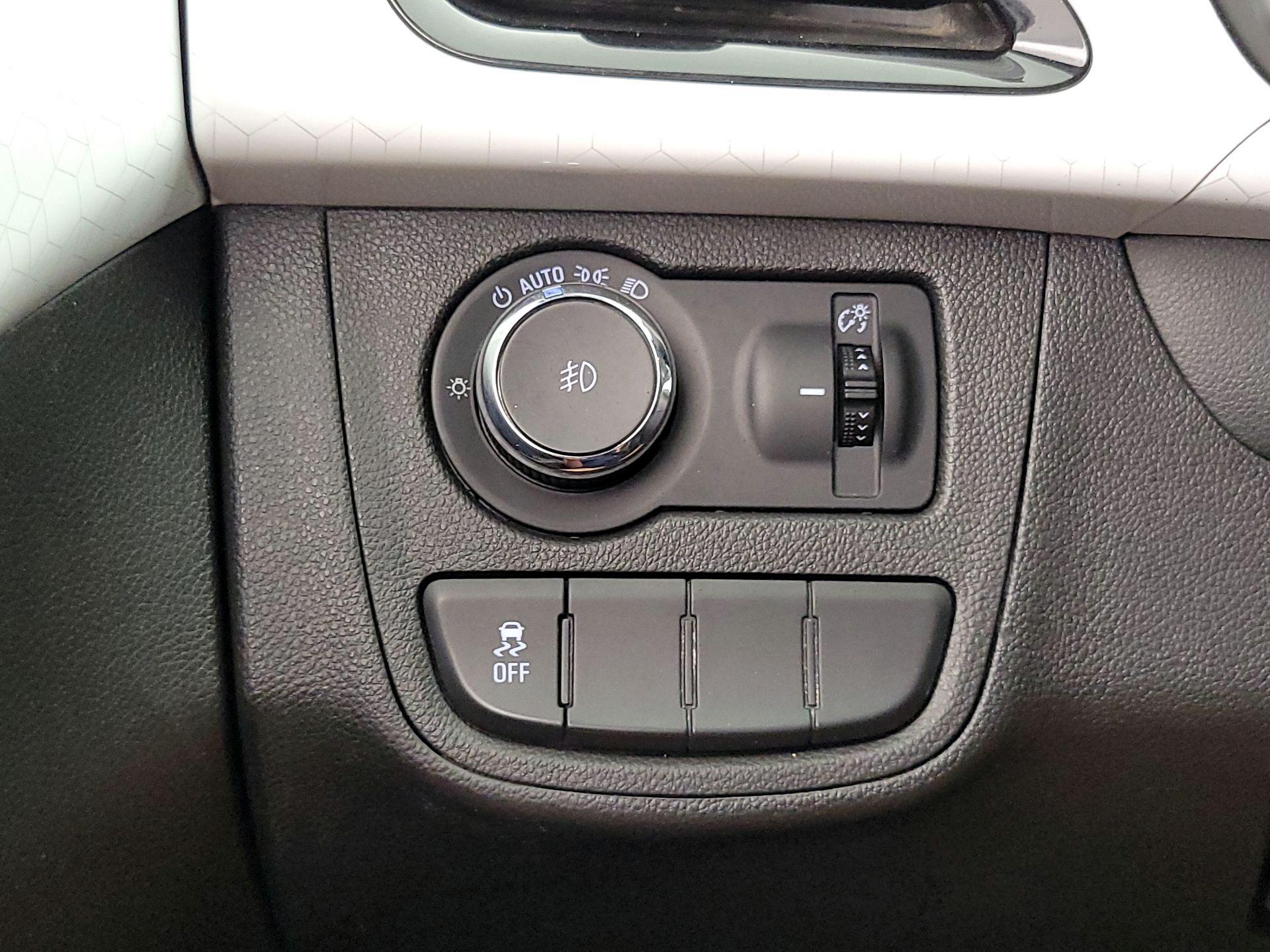 Thumbnail: 2016 Chevrolet Spark - 13