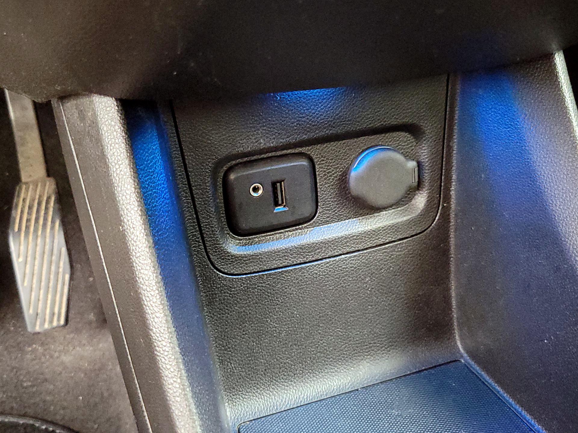 Thumbnail: 2016 Chevrolet Spark - 18