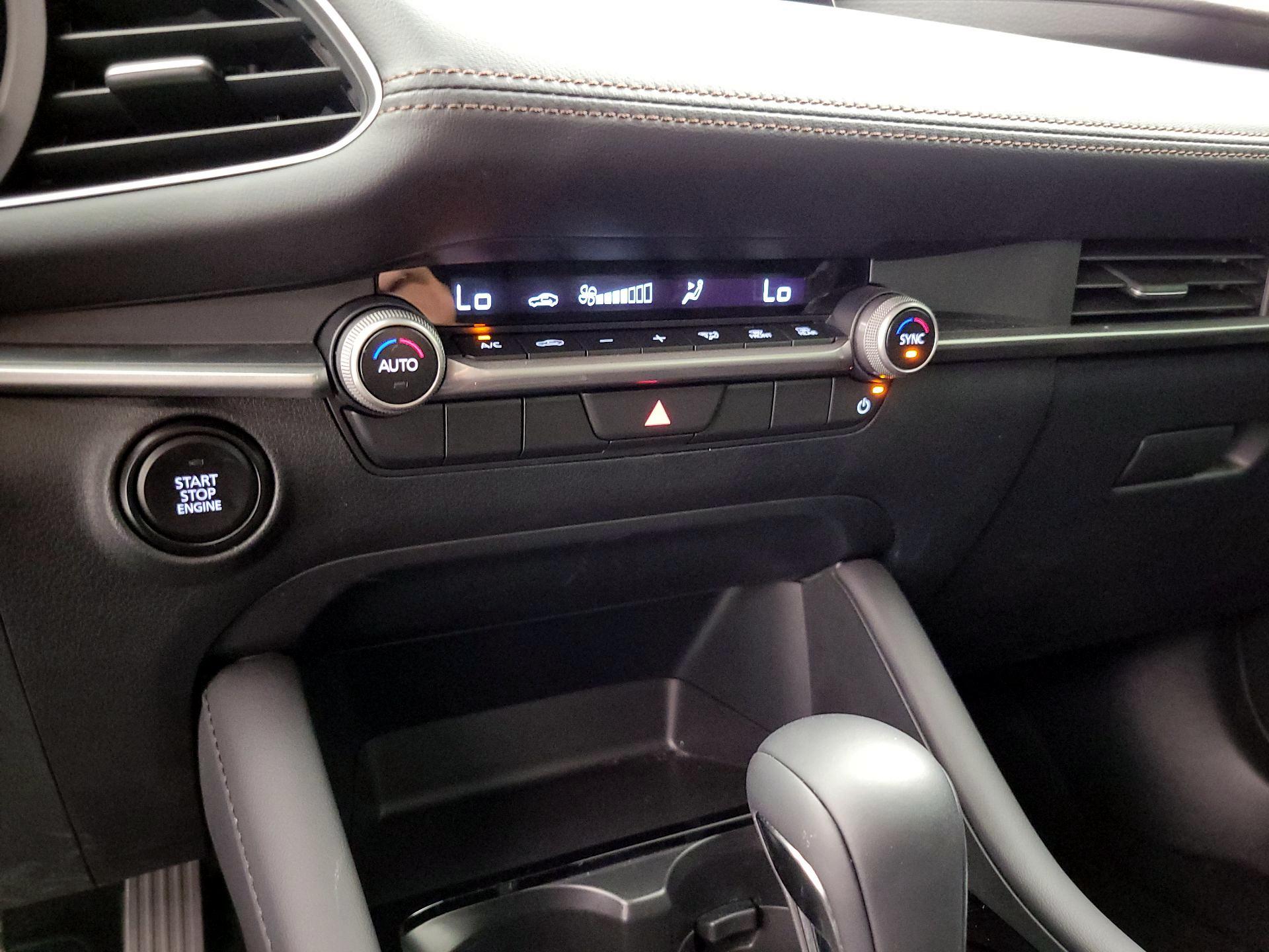 Thumbnail: 2025 Mazda Mazda3 - 16