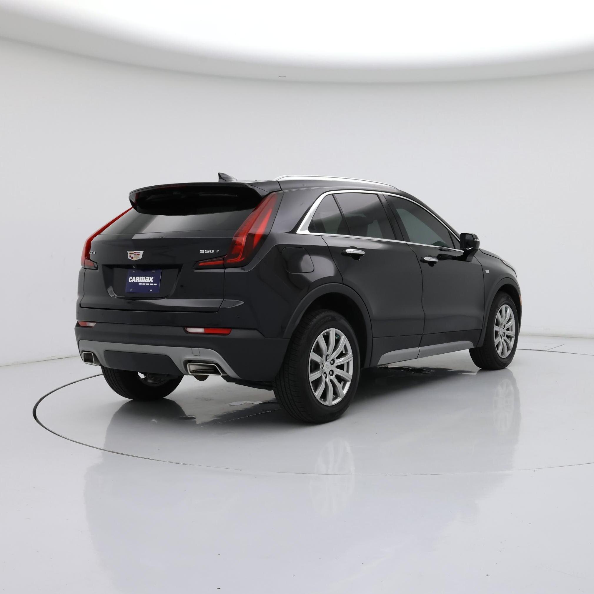 Thumbnail: 2022 Cadillac XT4 - 8