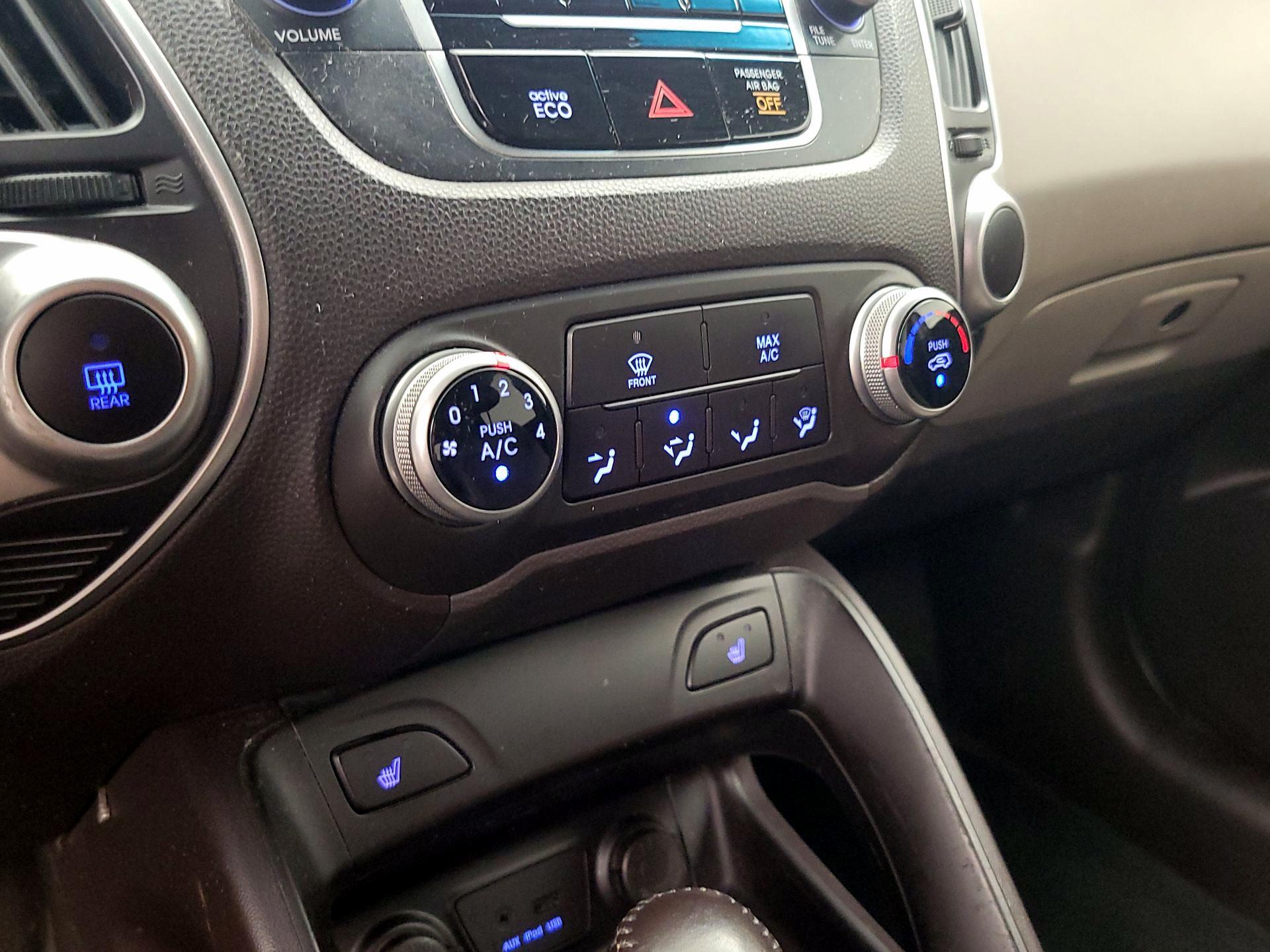 Thumbnail: 2013 Hyundai Tucson - 15