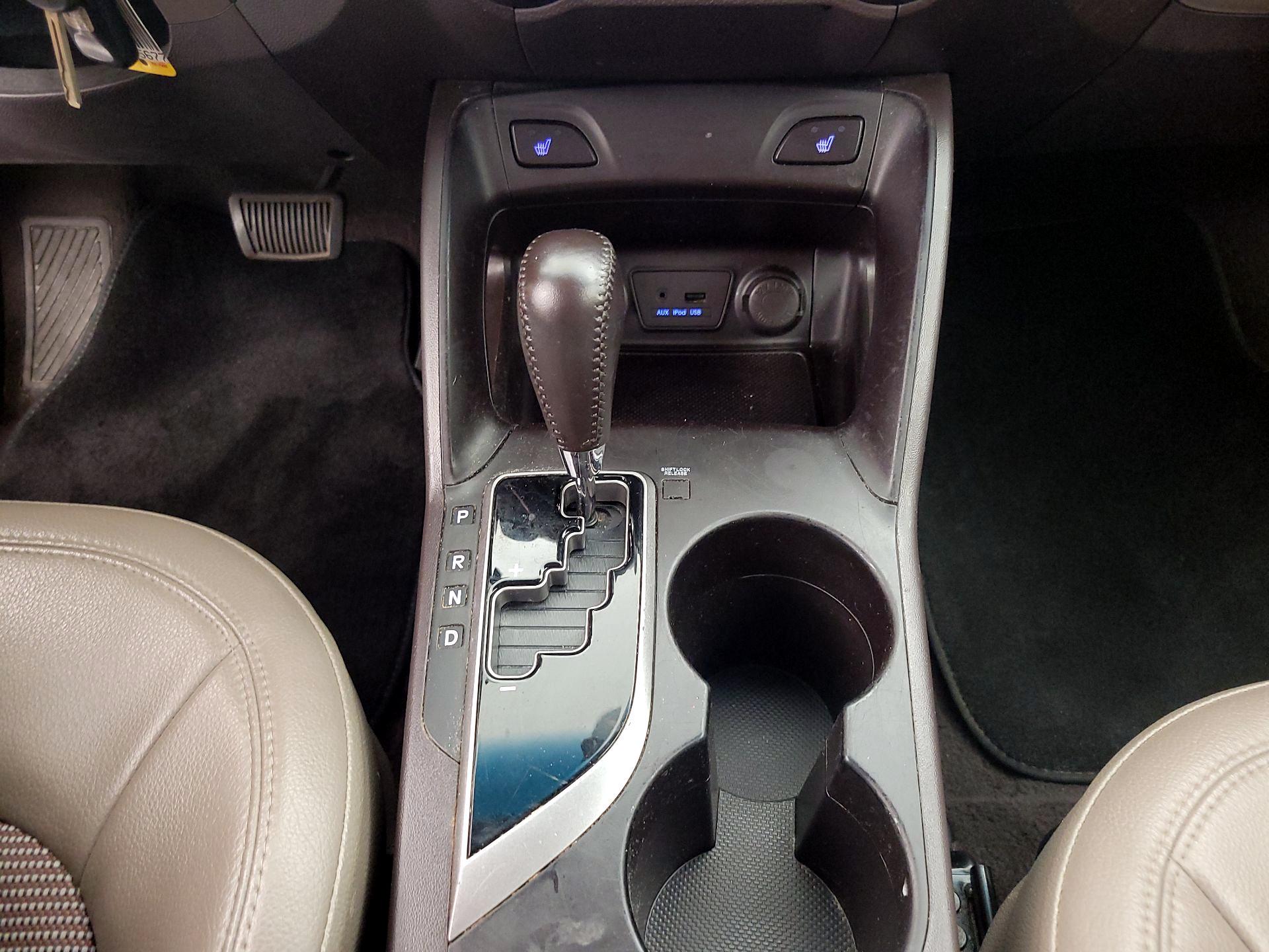 Thumbnail: 2013 Hyundai Tucson - 16