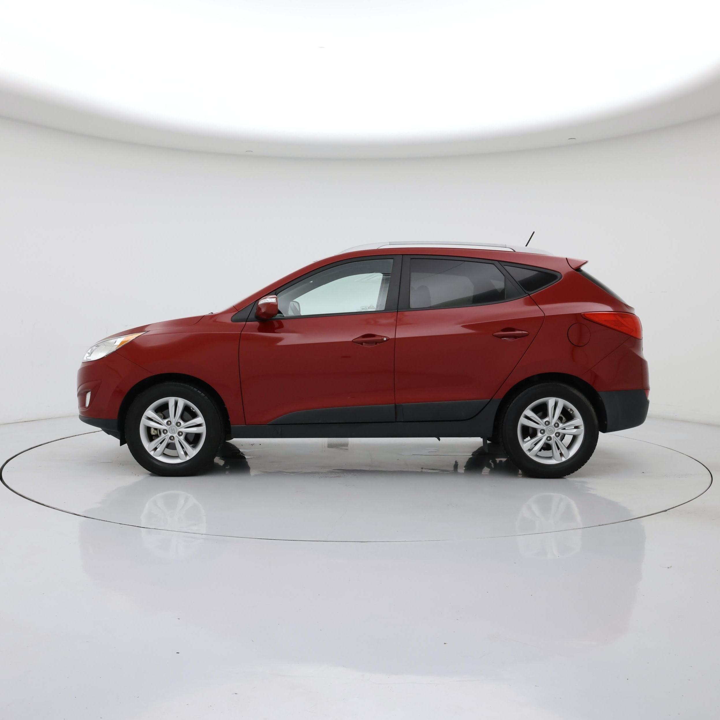 Thumbnail: 2013 Hyundai Tucson - 3