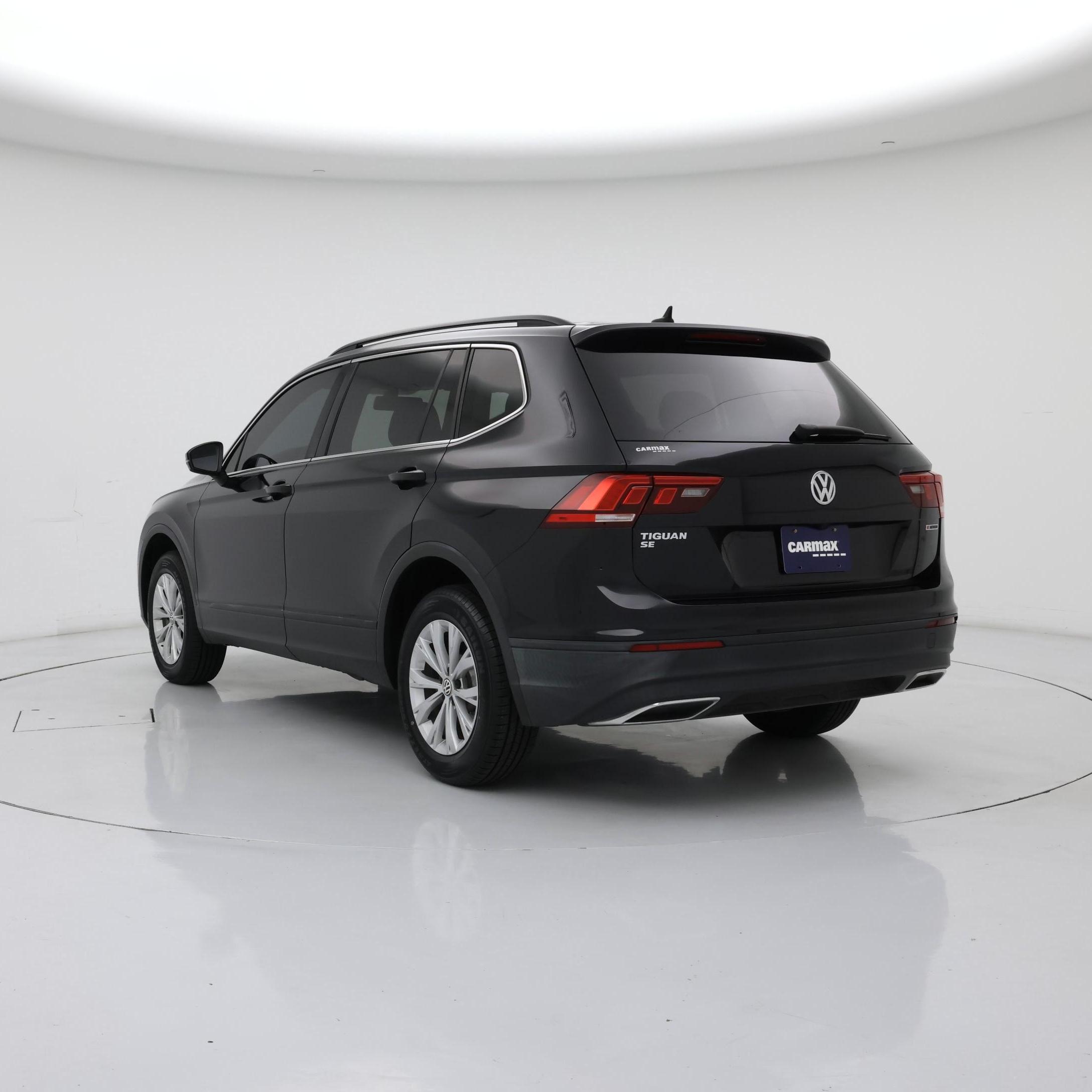 Thumbnail: 2019 Volkswagen Tiguan - 2