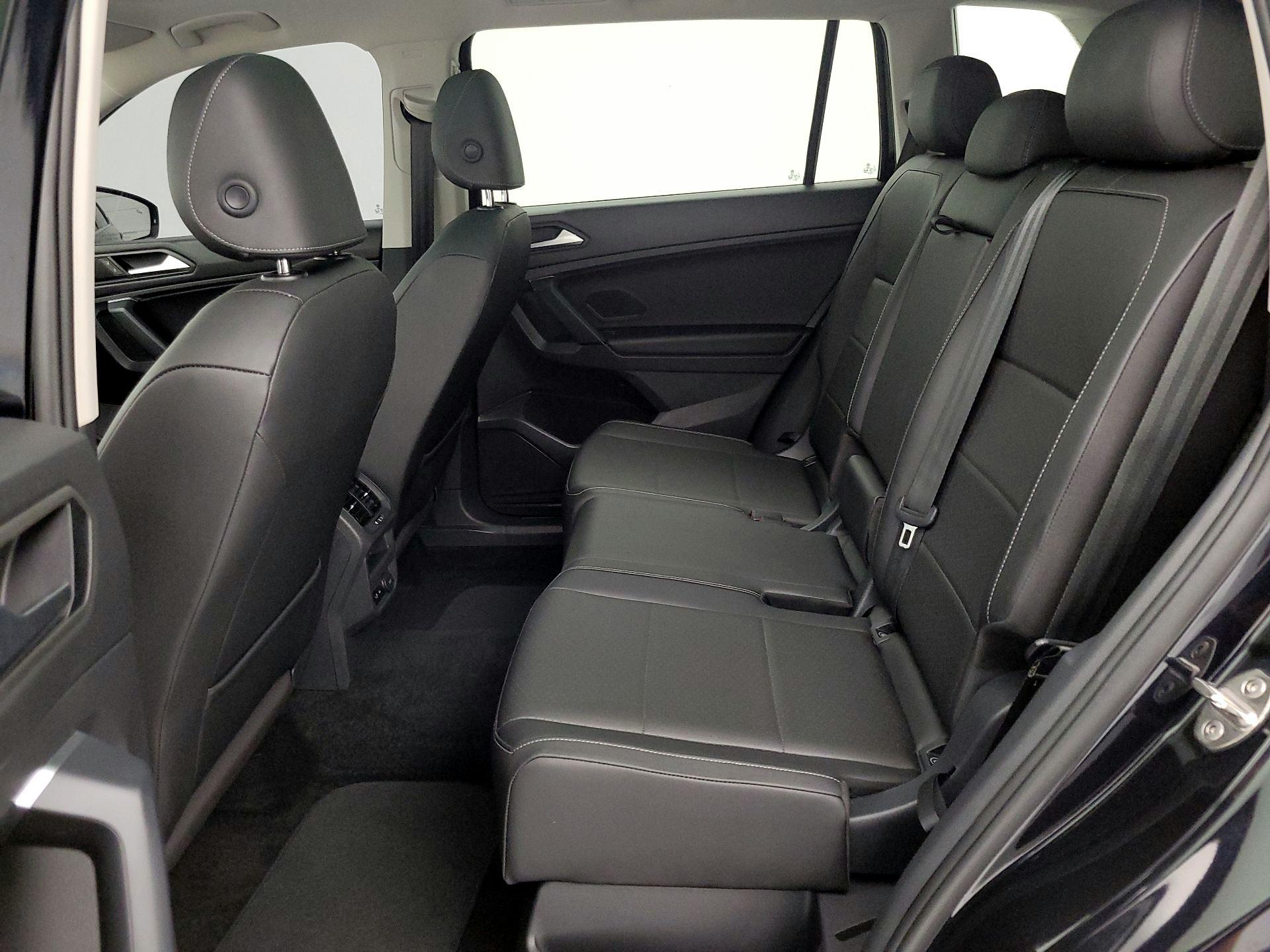 Thumbnail: 2019 Volkswagen Tiguan - 20
