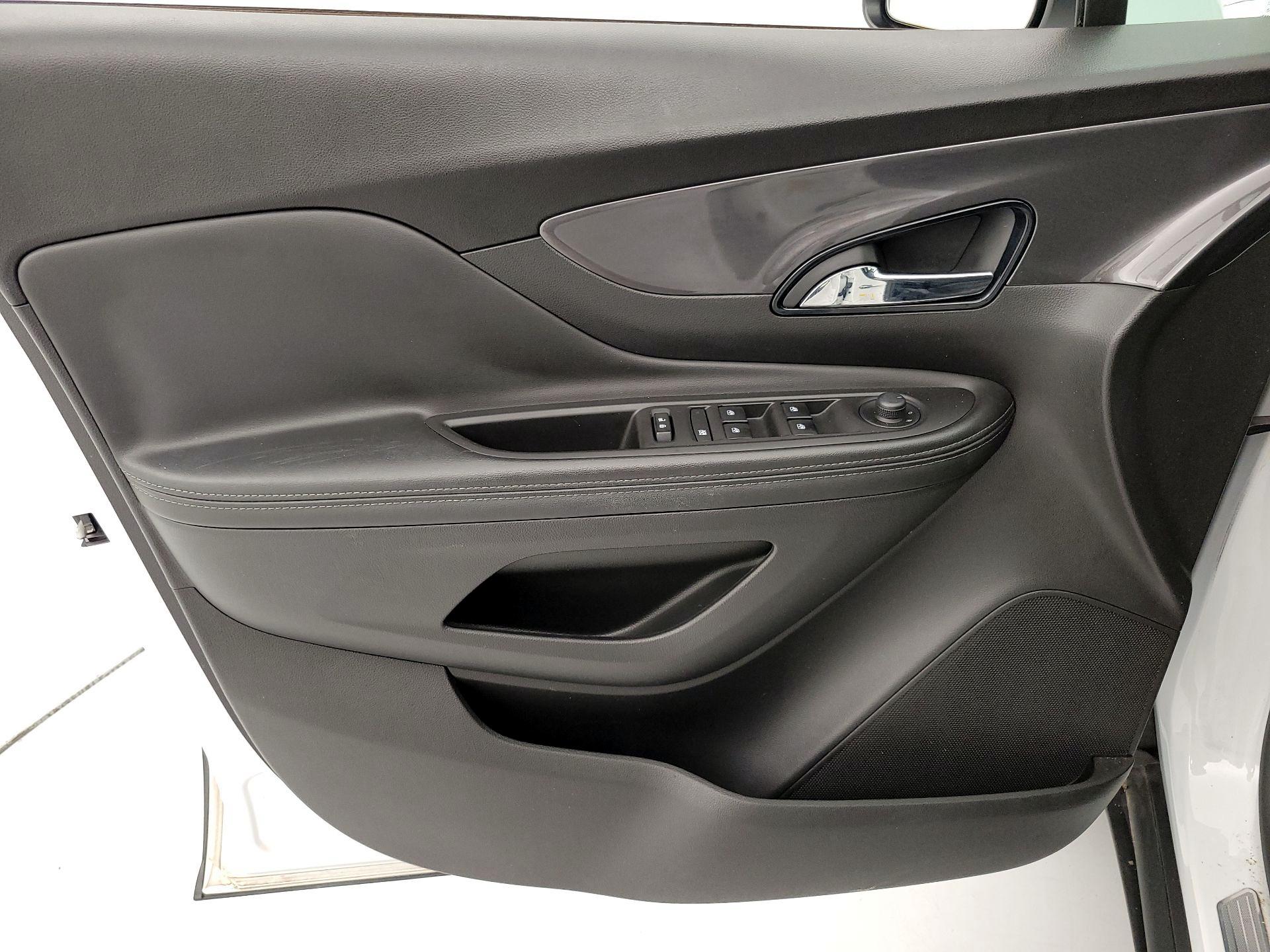 Thumbnail: 2020 Buick Encore - 12