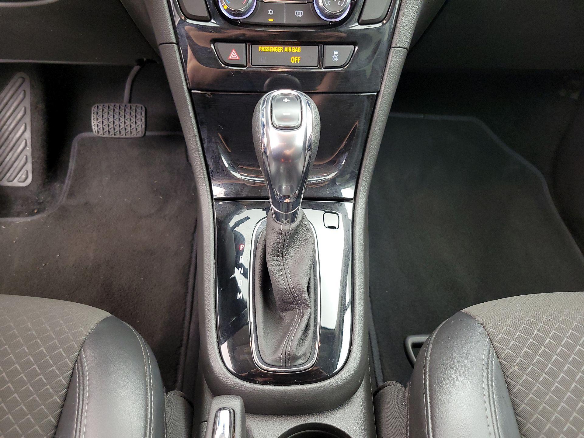 Thumbnail: 2020 Buick Encore - 17