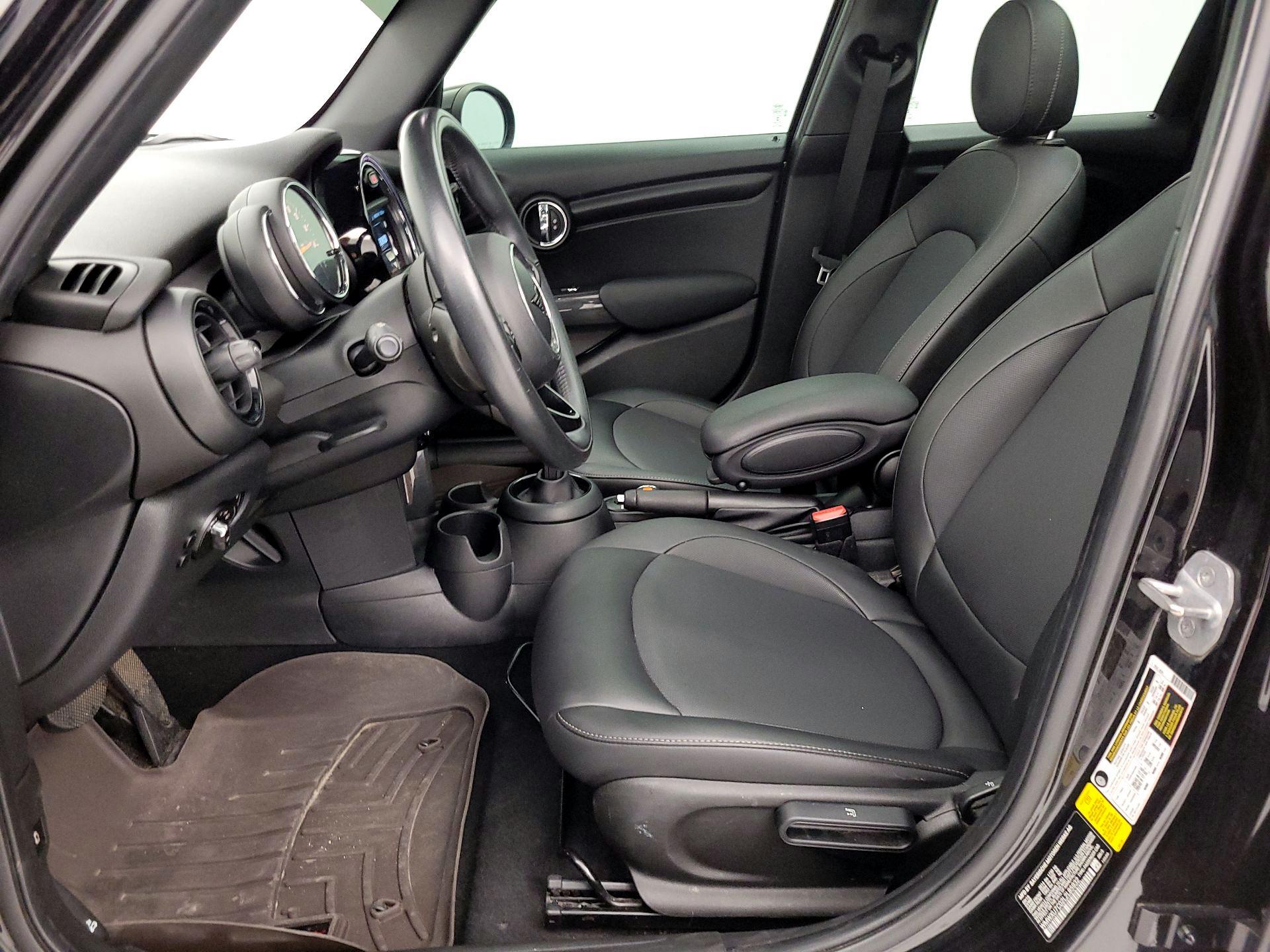 Thumbnail: 2020 MINI Cooper Hardtop - 11