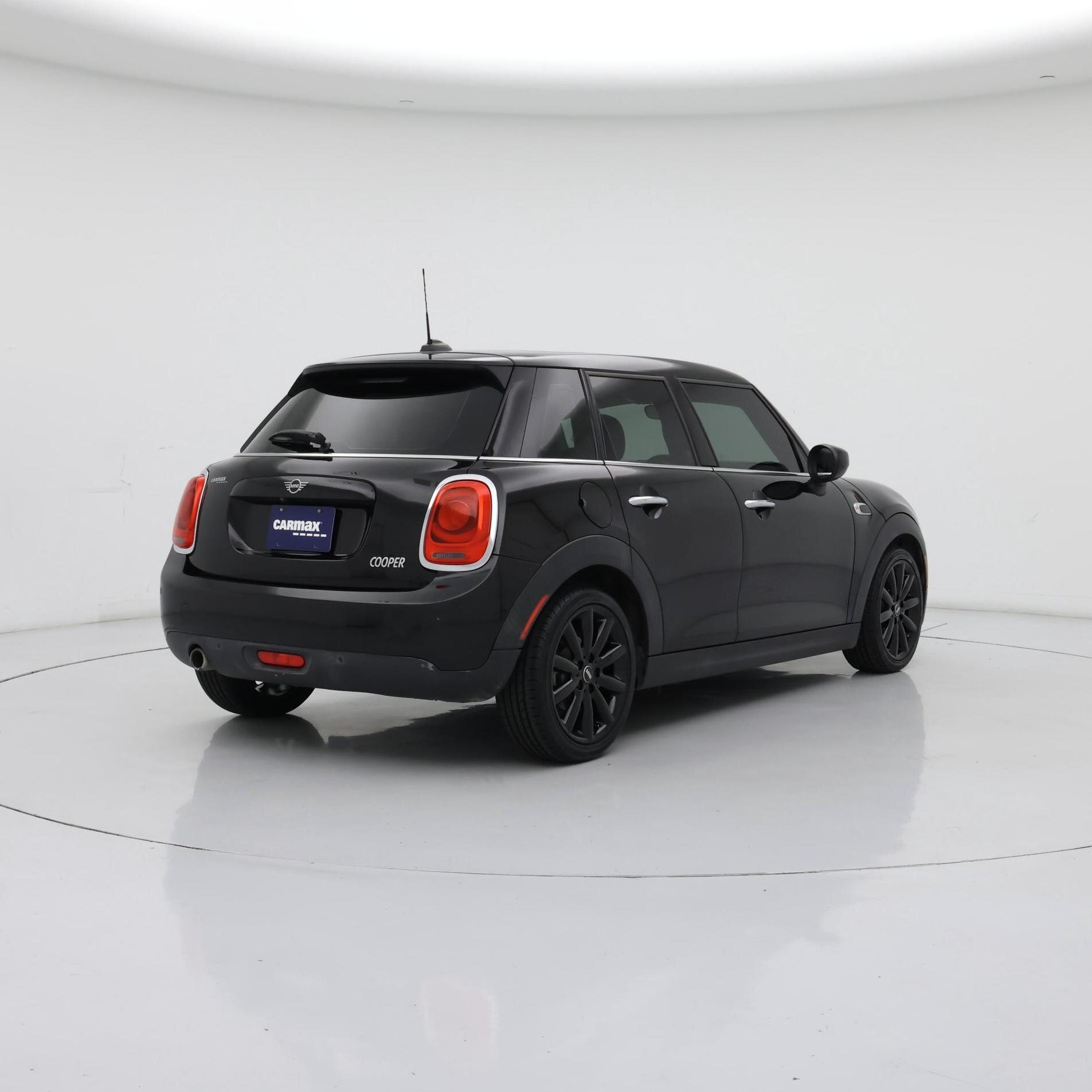 Thumbnail: 2020 MINI Cooper Hardtop - 8