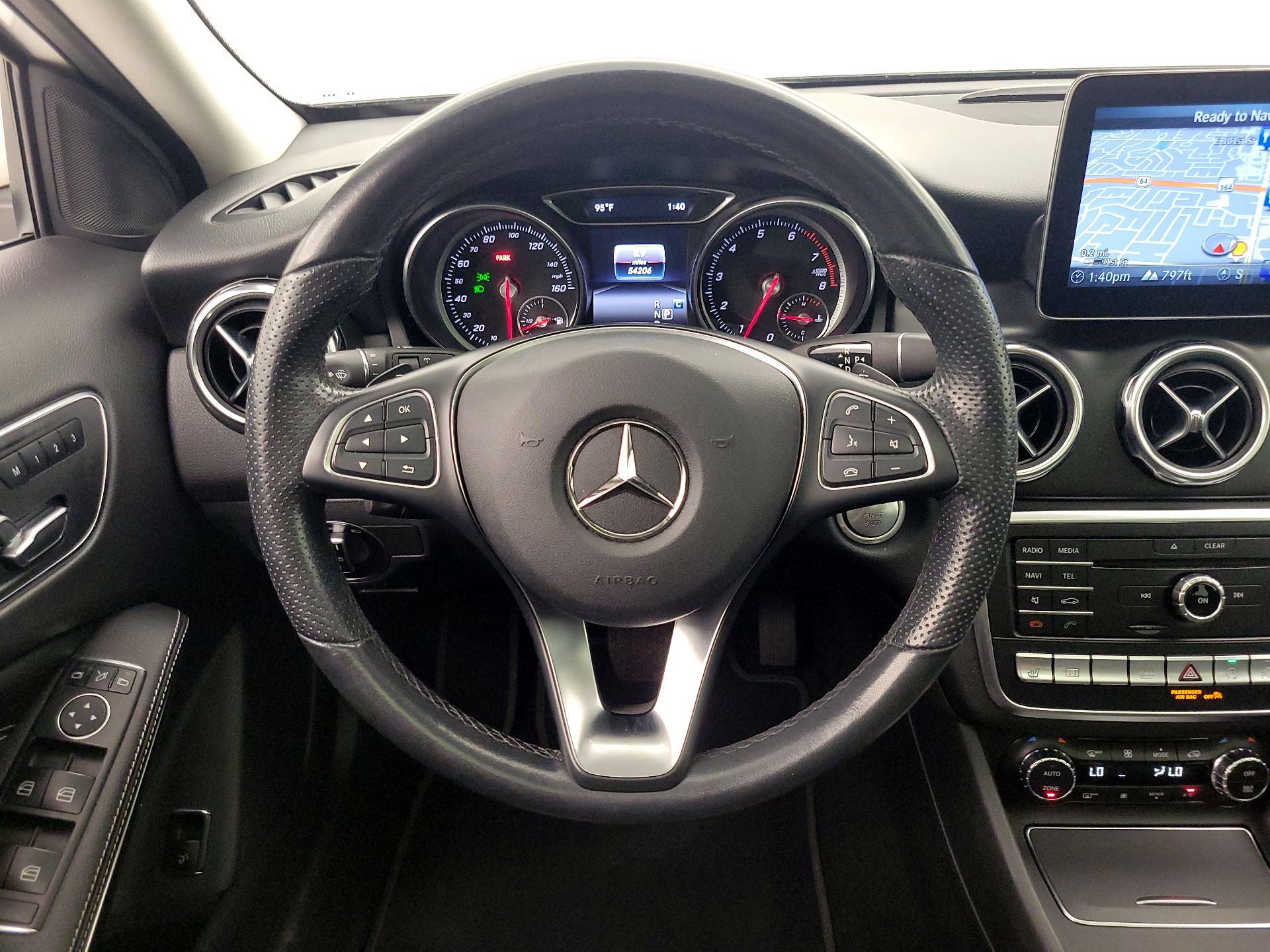 Thumbnail: 2019 Mercedes-Benz GLA - 10