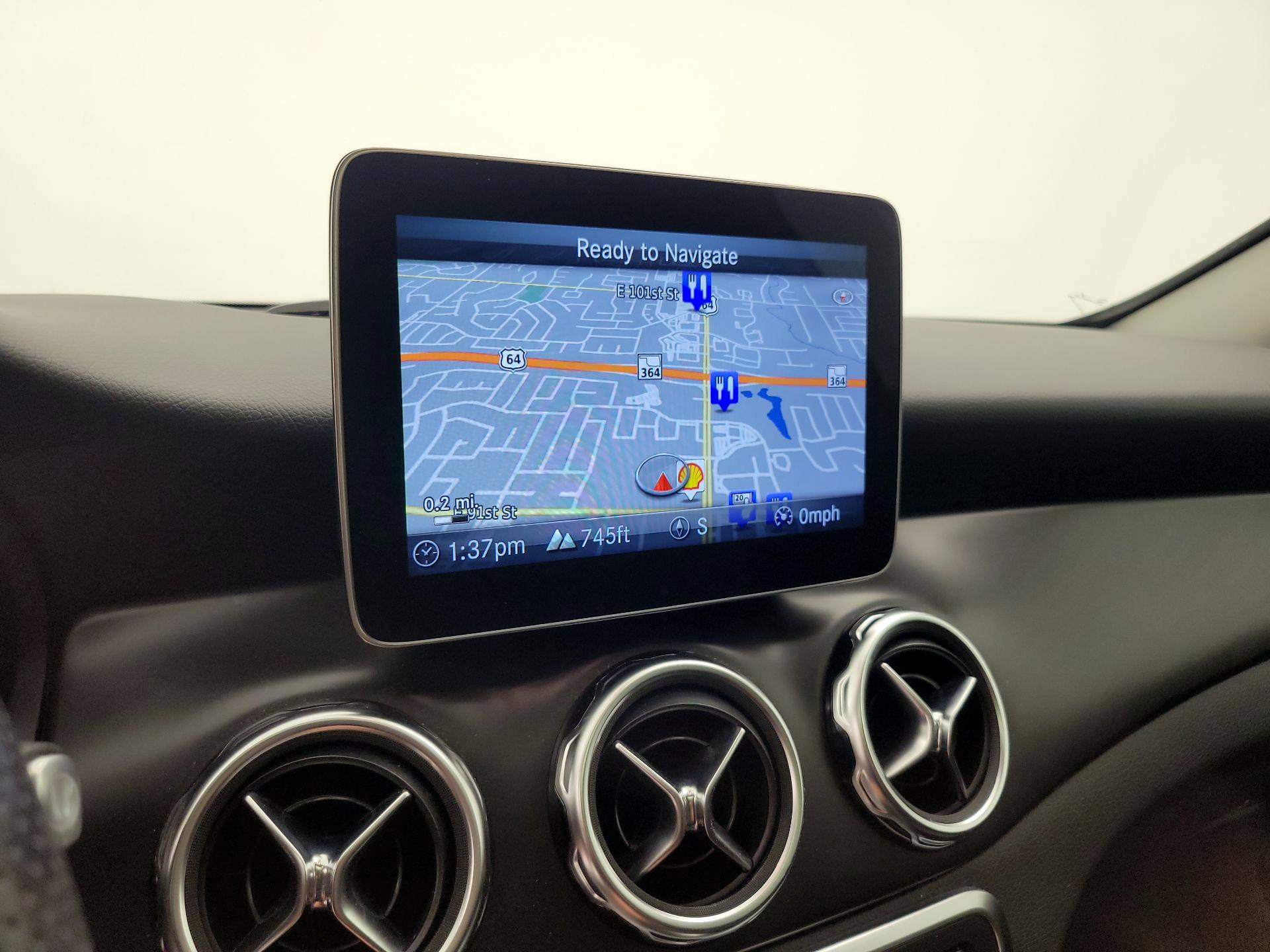 Thumbnail: 2019 Mercedes-Benz GLA - 14