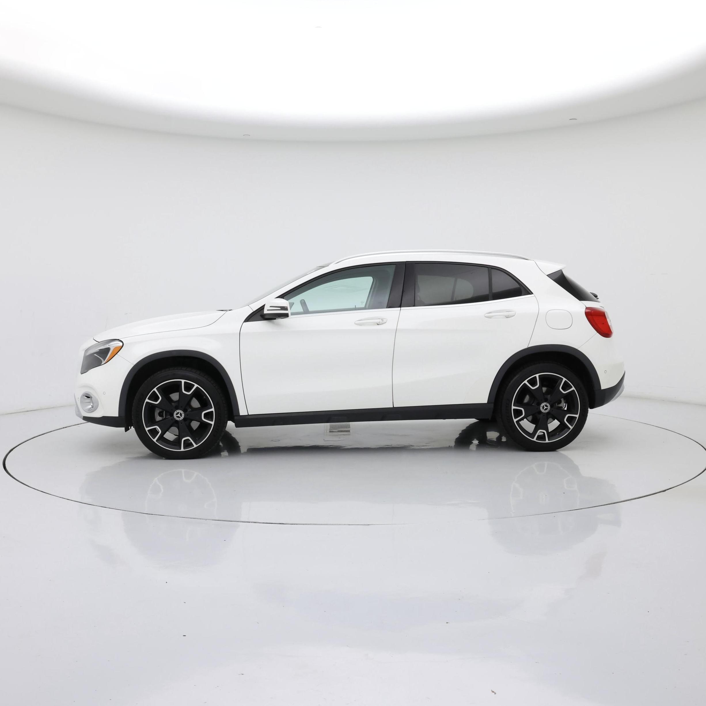 Thumbnail: 2019 Mercedes-Benz GLA - 3