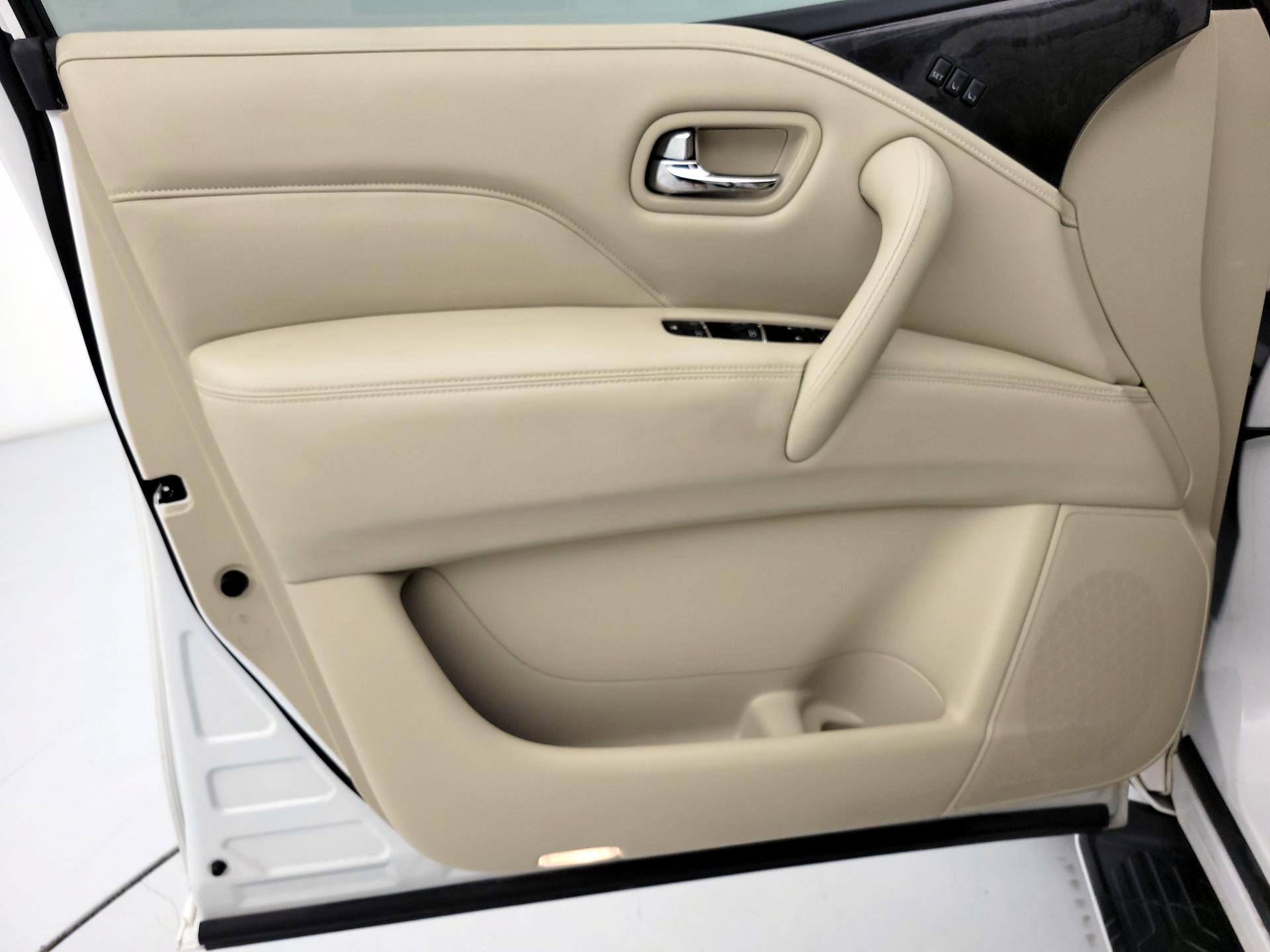 Thumbnail: 2020 INFINITI QX80 - 12