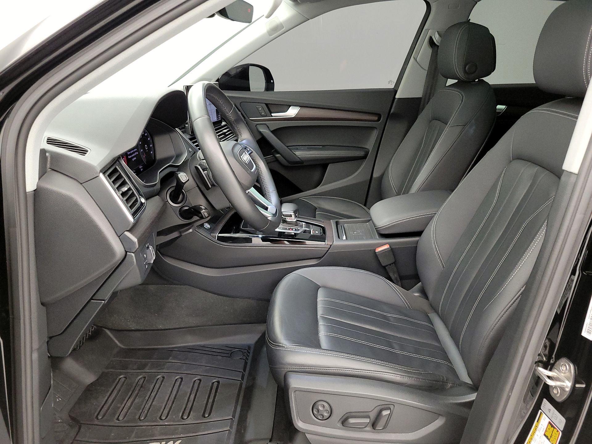Thumbnail: 2021 Audi Q5 - 11