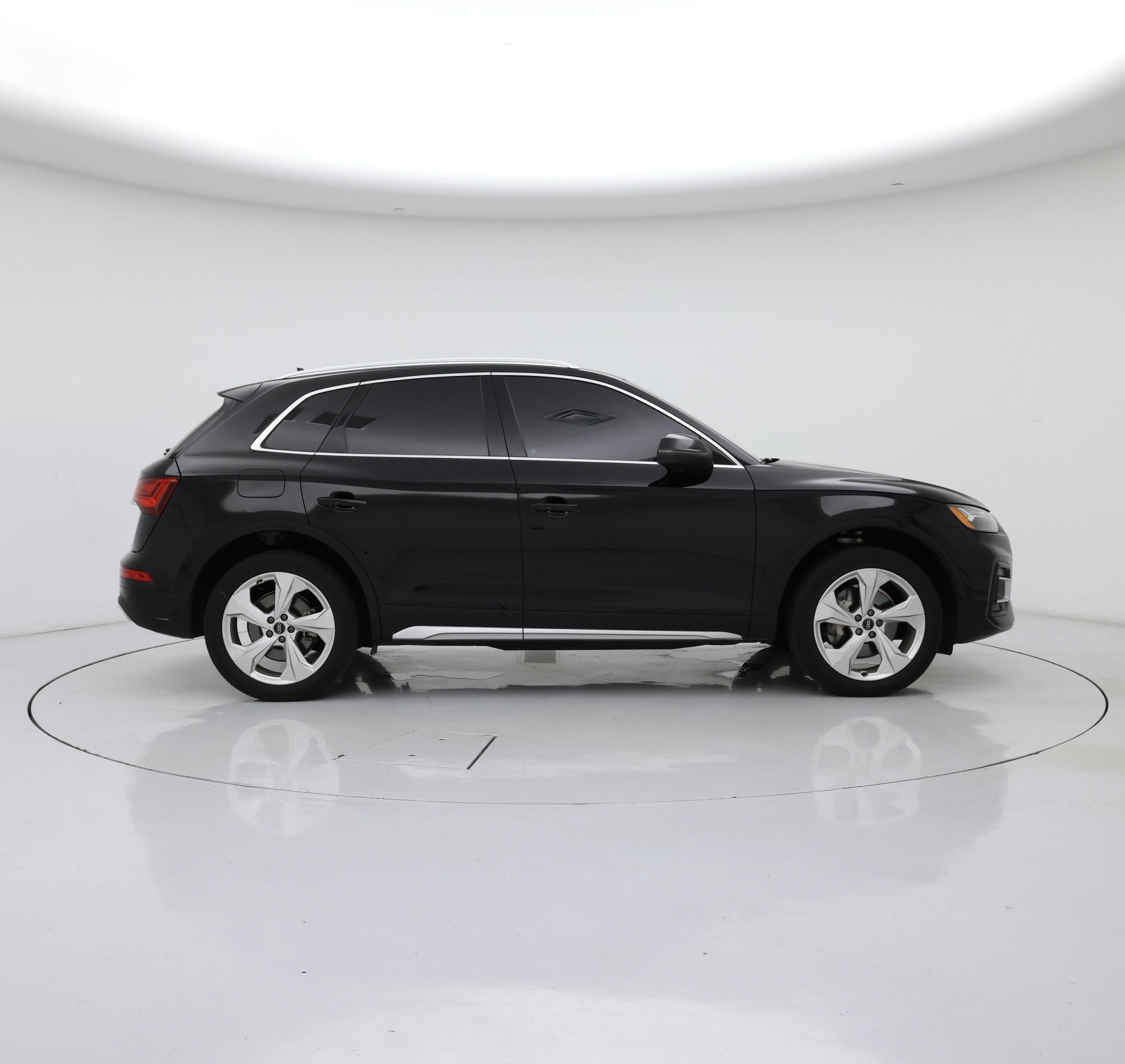 Thumbnail: 2021 Audi Q5 - 7