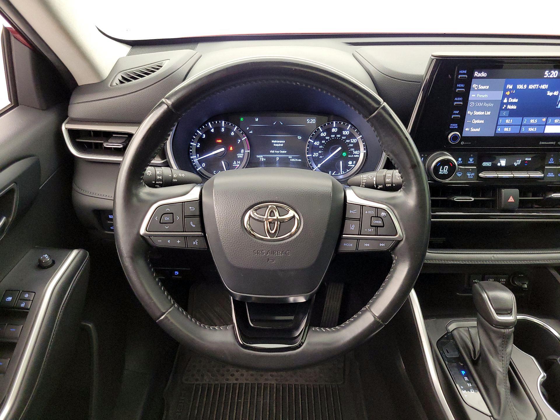 Thumbnail: 2021 Toyota Highlander - 10