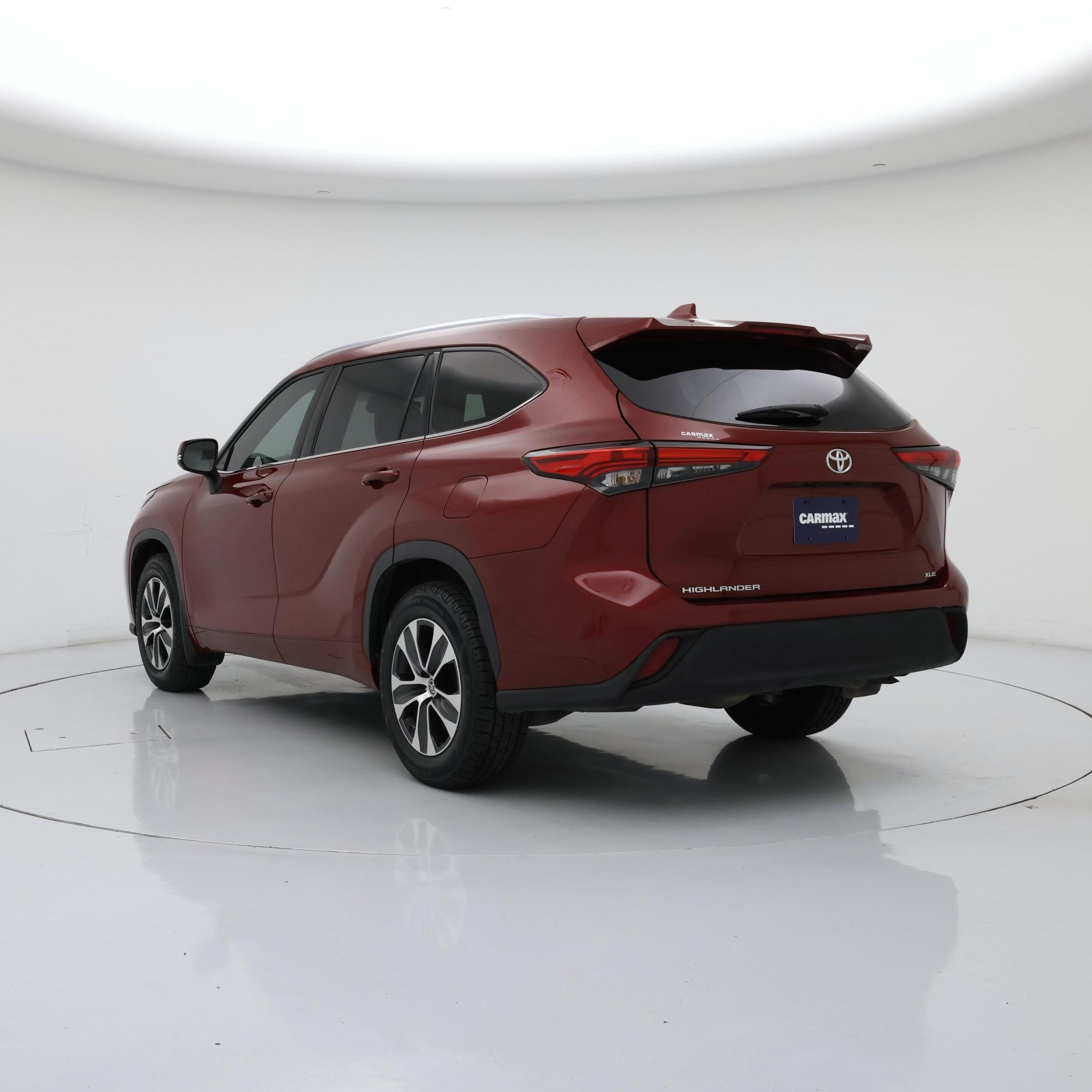 Thumbnail: 2021 Toyota Highlander - 2