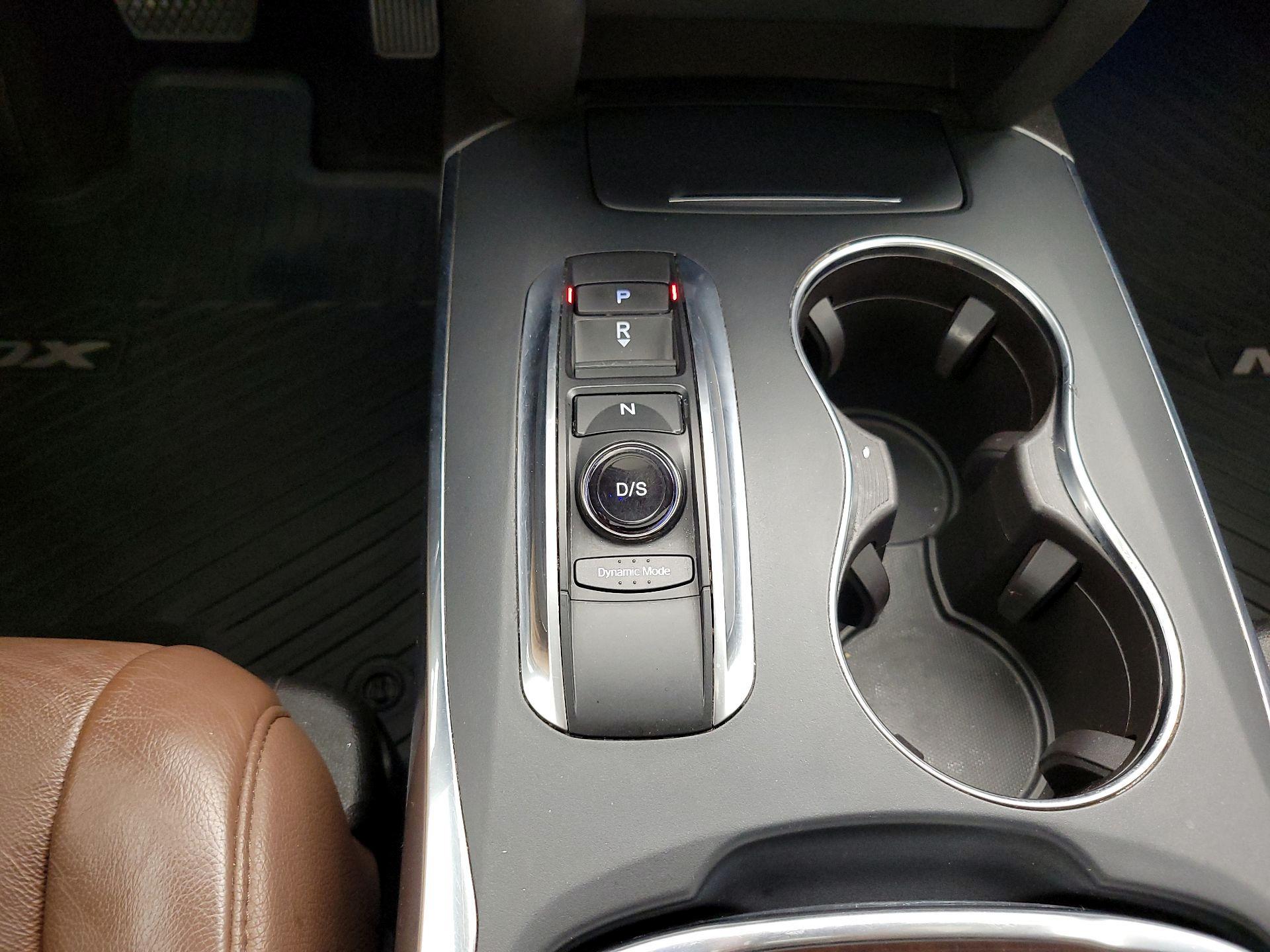 Thumbnail: 2017 Acura MDX - 18