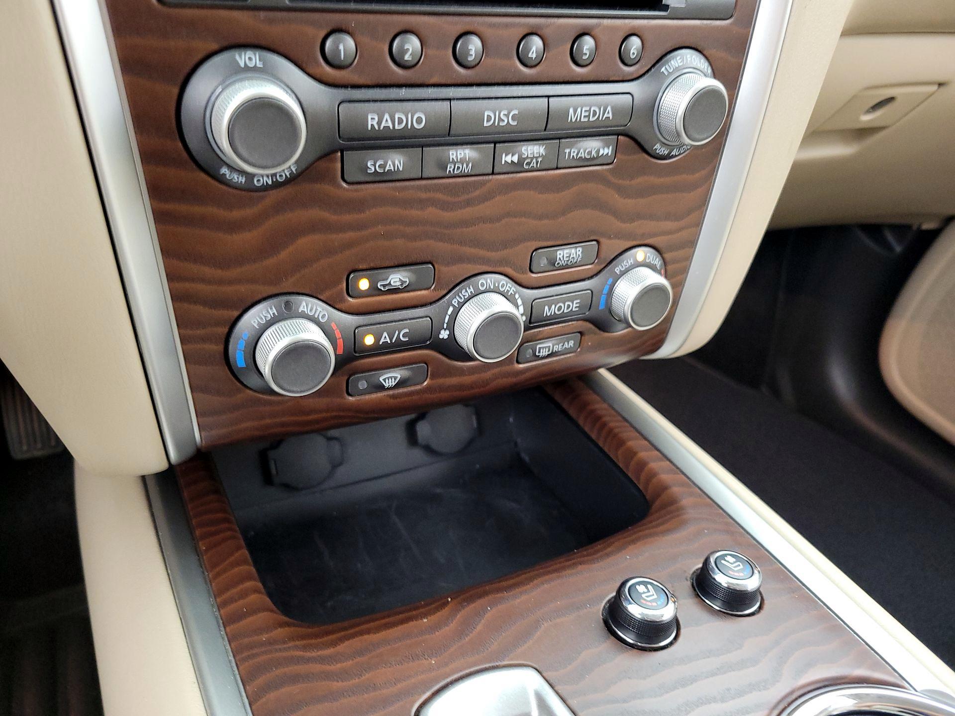 Thumbnail: 2017 Nissan Pathfinder - 17
