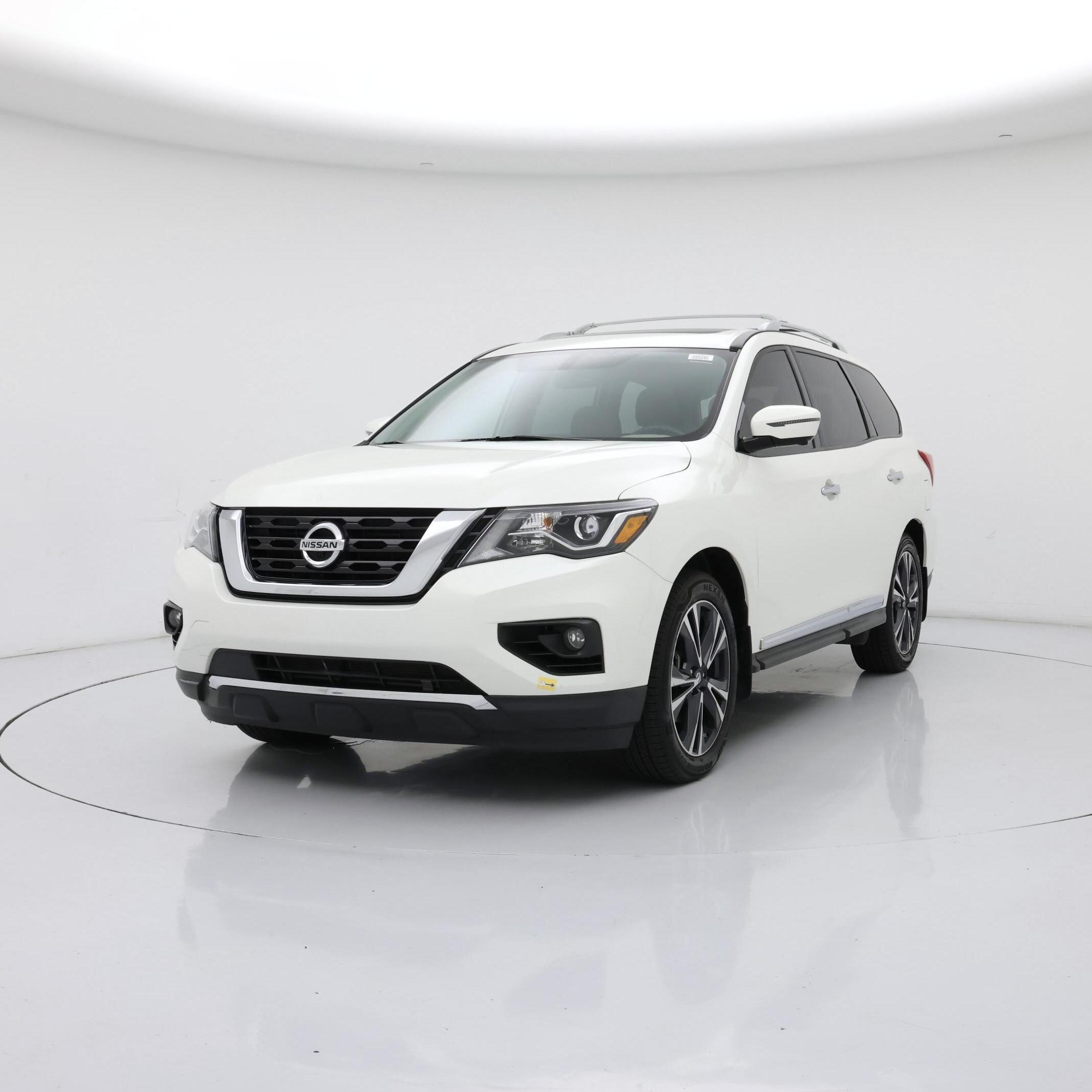 Thumbnail: 2017 Nissan Pathfinder - 4