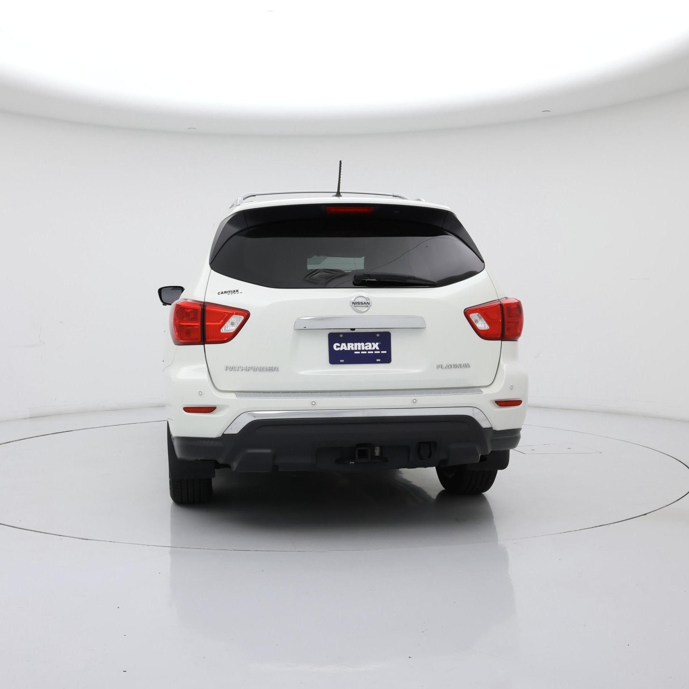 Thumbnail: 2017 Nissan Pathfinder - 6