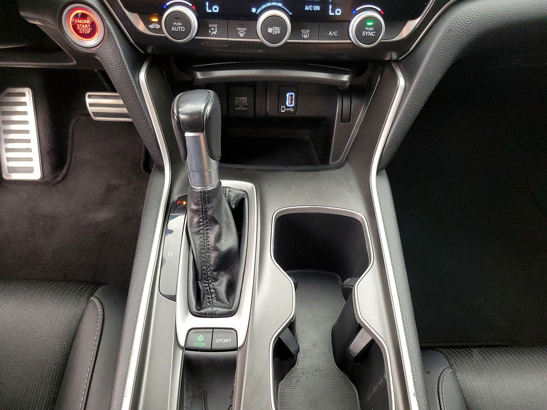 Thumbnail: 2019 Honda Accord - 17