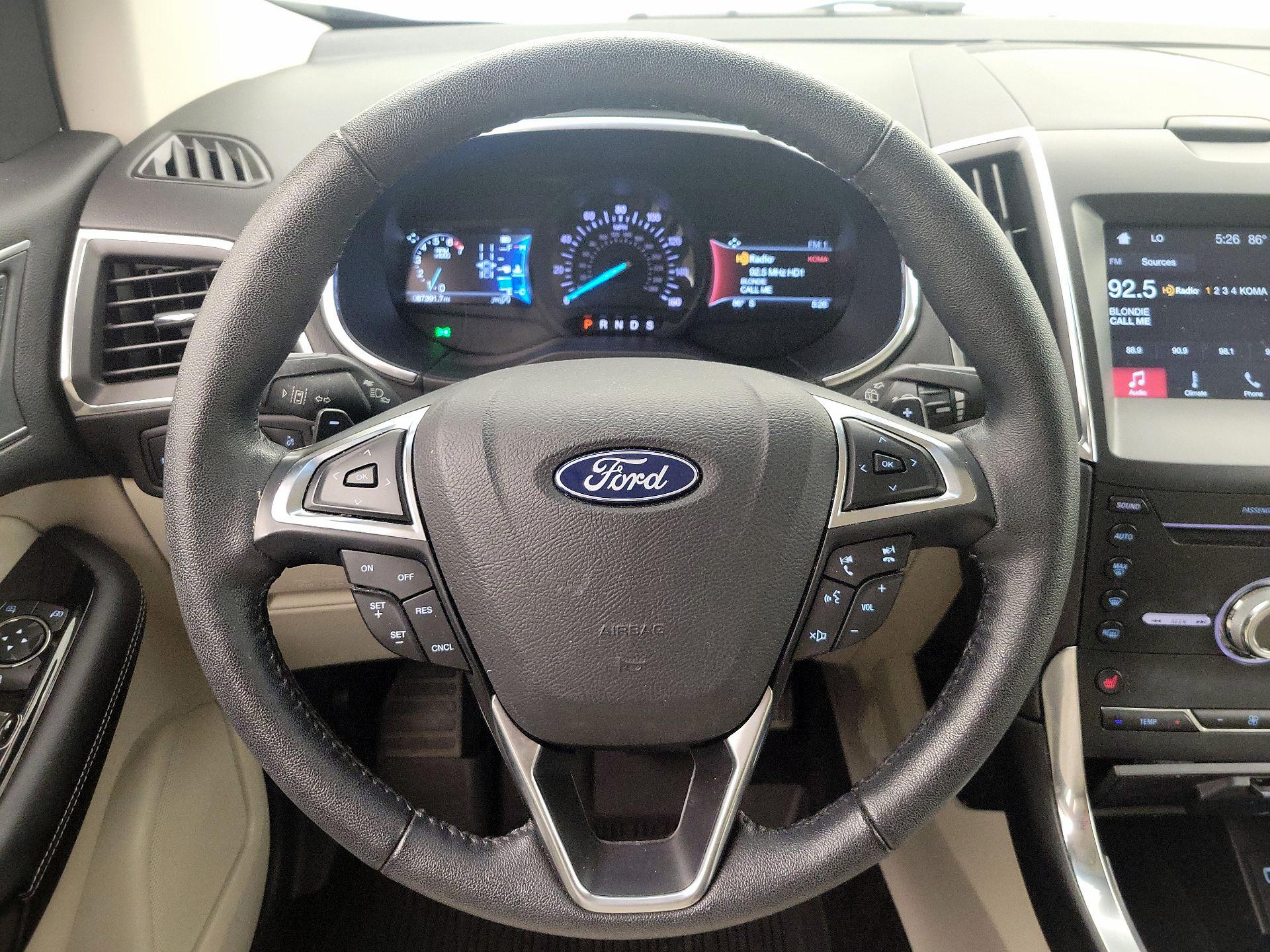 Thumbnail: 2019 Ford Edge - 10
