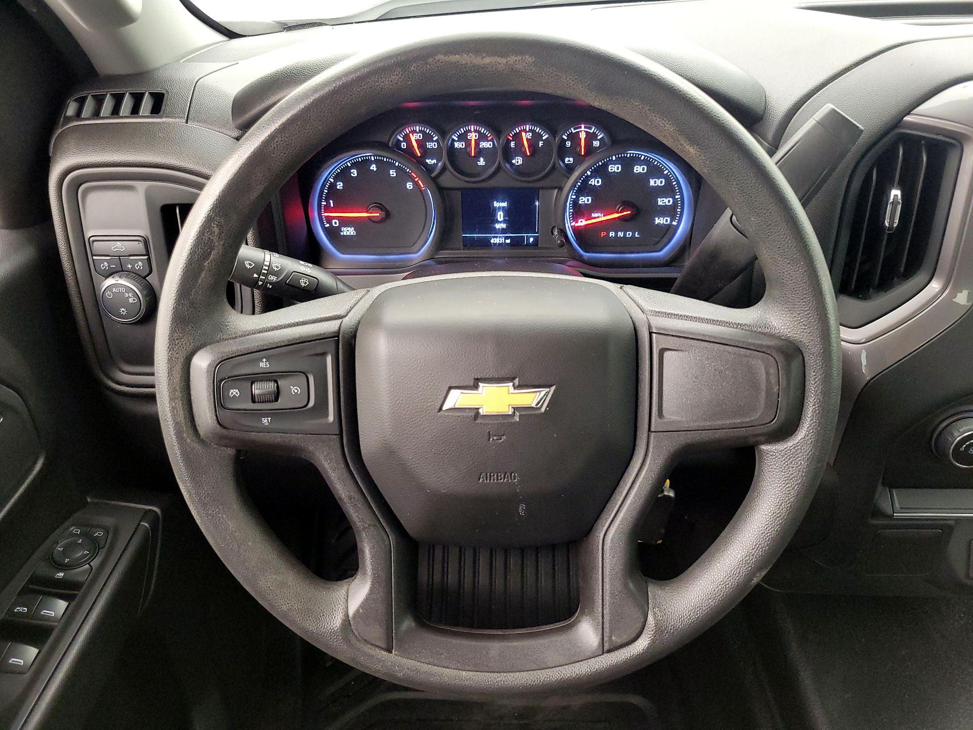 Thumbnail: 2021 Chevrolet Silverado 1500 - 10