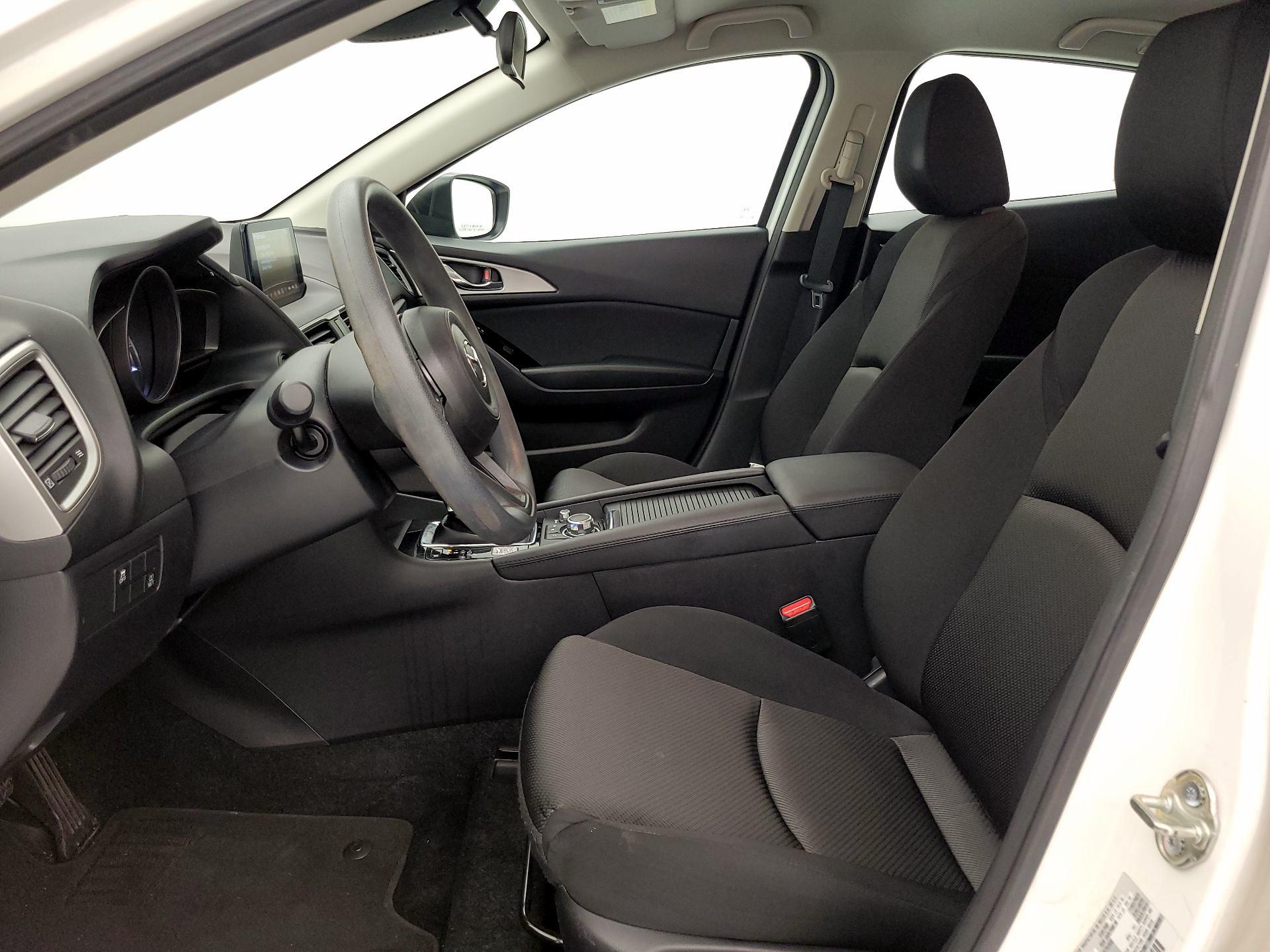 Thumbnail: 2018 Mazda Mazda3 - 11