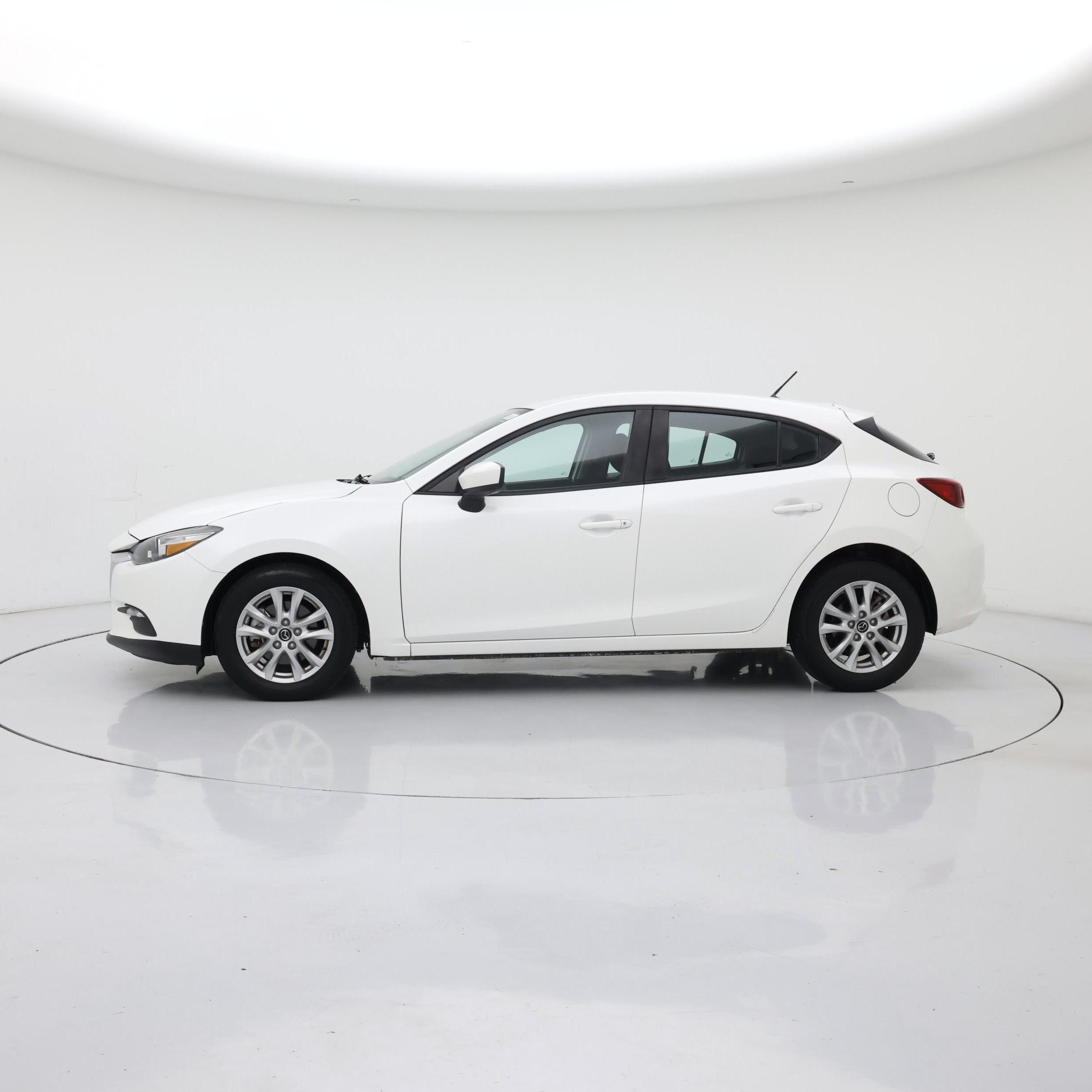 Thumbnail: 2018 Mazda Mazda3 - 3
