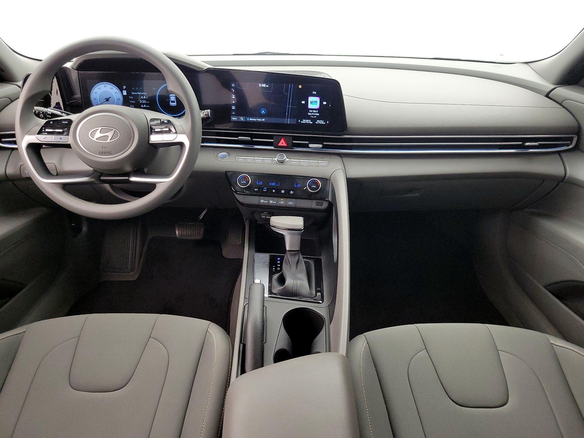 Thumbnail: 2024 Hyundai Elantra - 9