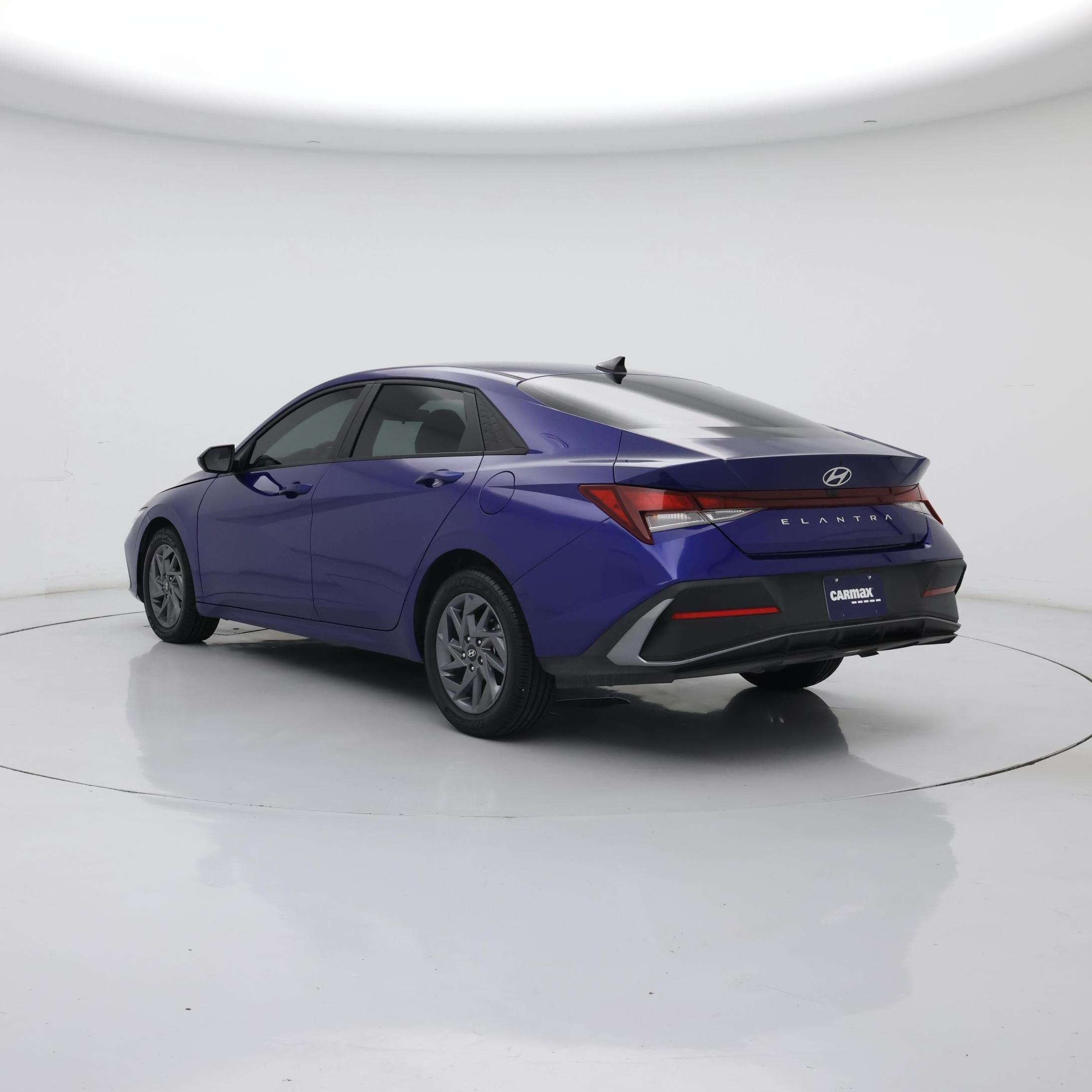 Thumbnail: 2024 Hyundai Elantra - 2