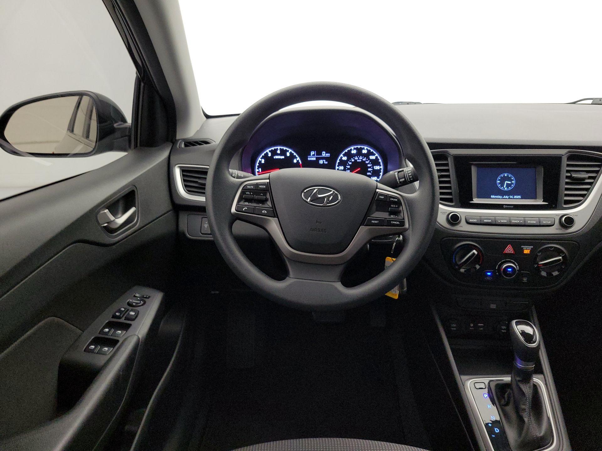 Thumbnail: 2021 Hyundai Accent - 10