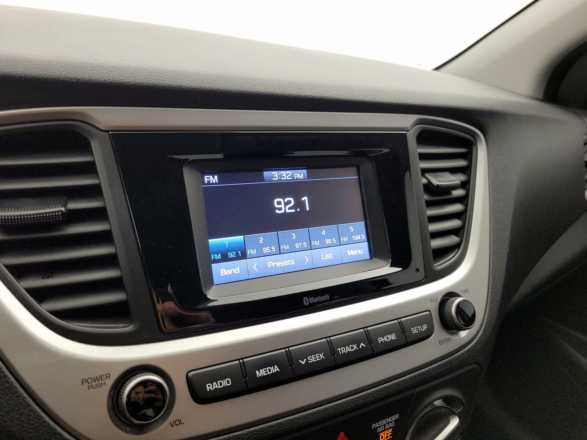 Thumbnail: 2021 Hyundai Accent - 15