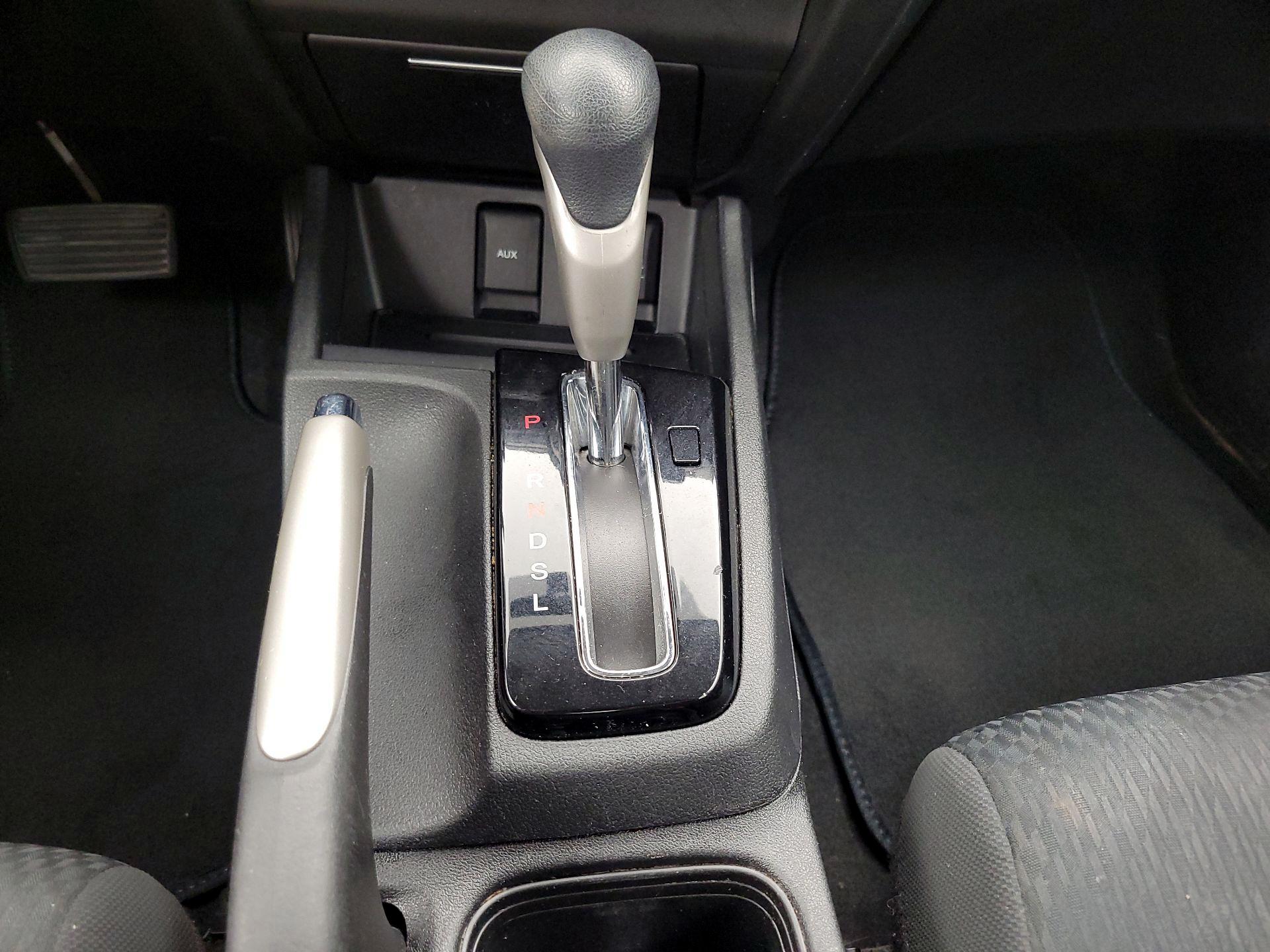 Thumbnail: 2015 Honda Civic - 17
